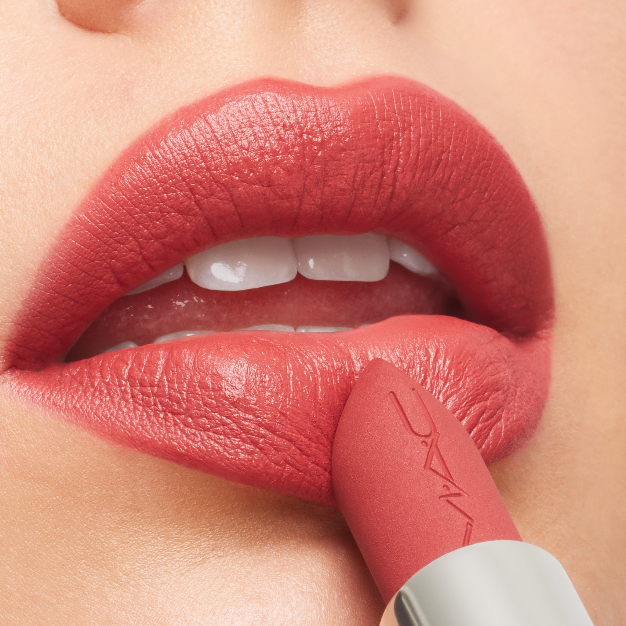 MACximal Matte Lipstick • 3.5g