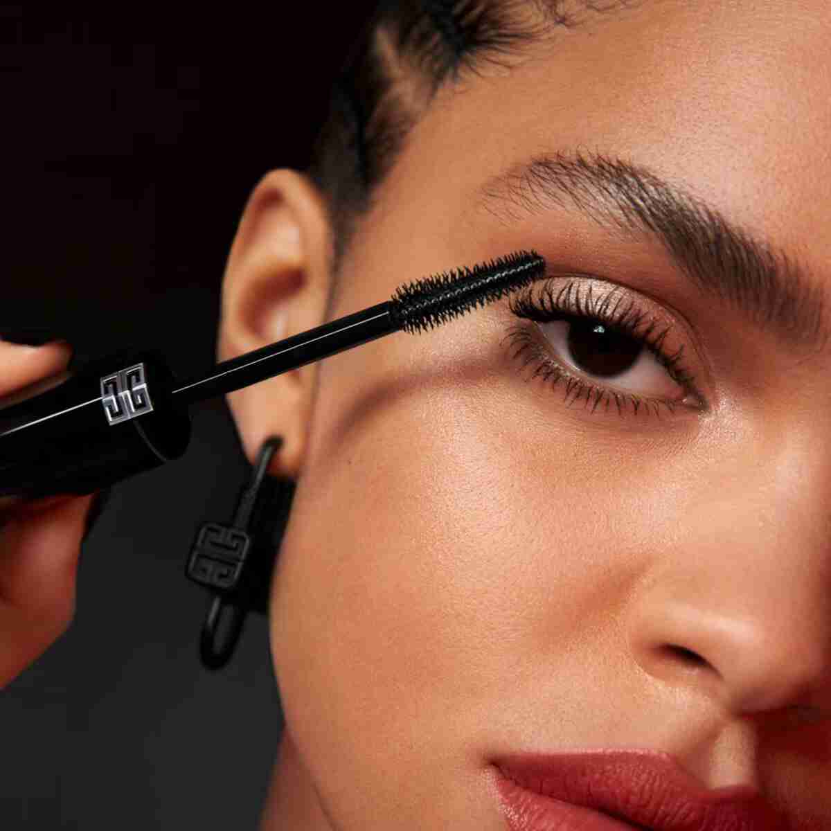 L'Interdit Volumizing & Lengthening Mascara • 01 Black