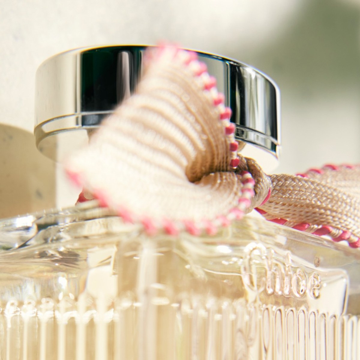 Signature Lumineuse Roses EDP • 50ml