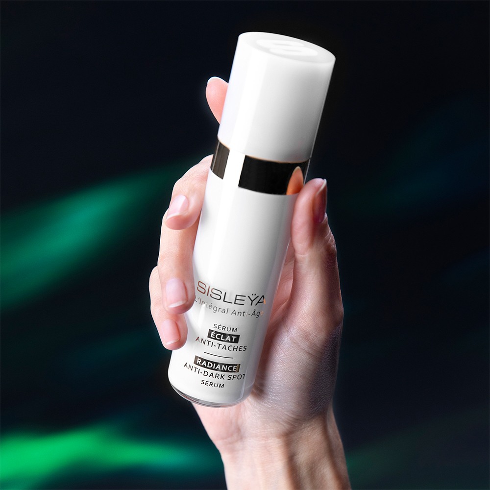 Sisleya L'Integral Anti-Age Radiance Anti-Dark Spot Serum • 30ml