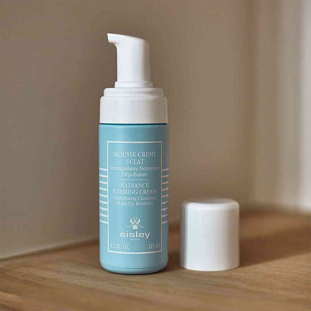 Radiance Foaming Cream • 125ml