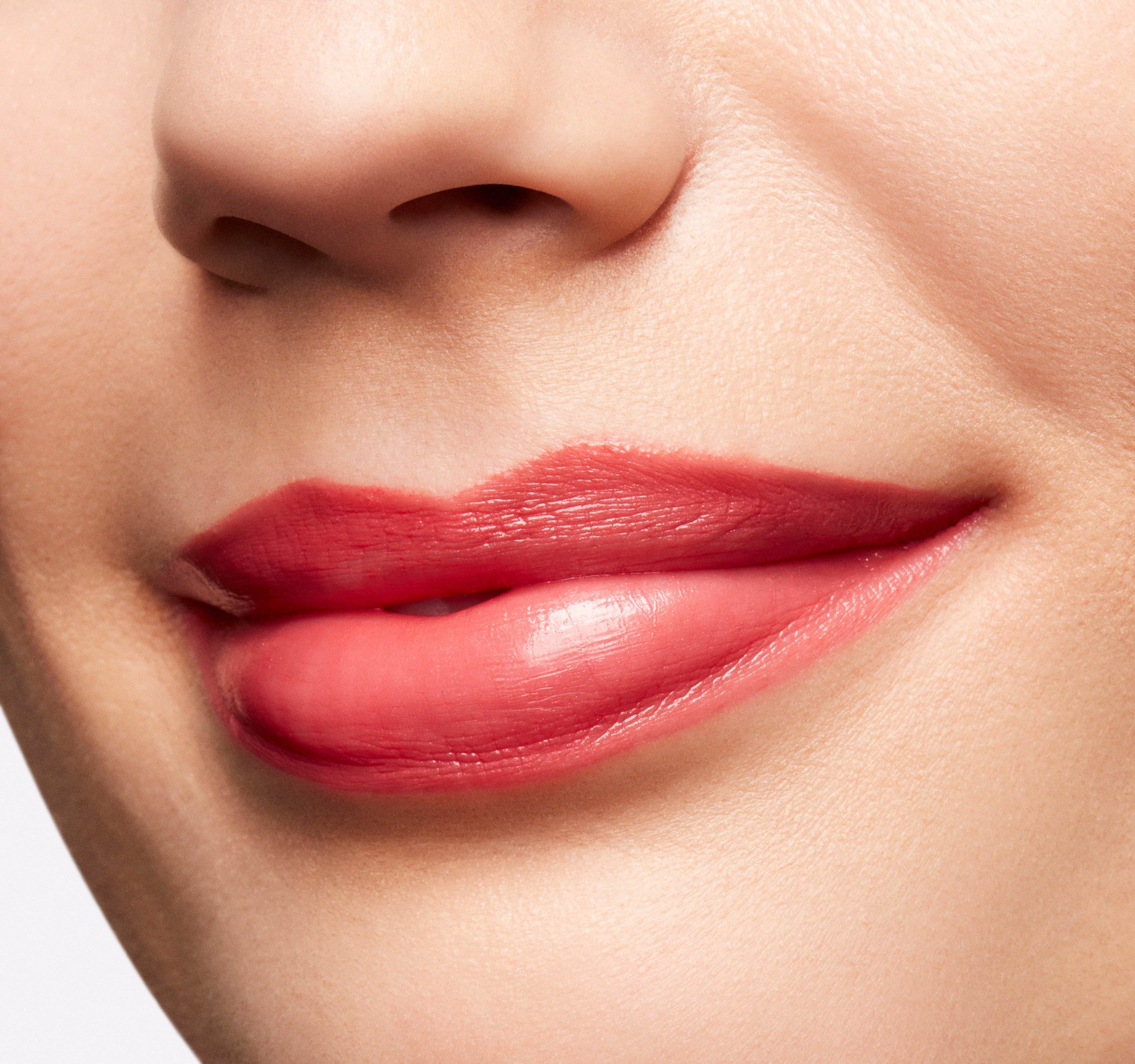 Lustreglass • Gummy Bare