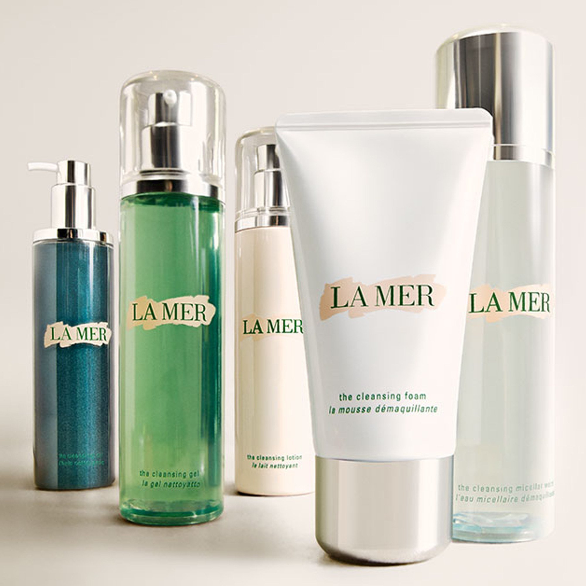 The Essence Foaming Cleanser • 125ml