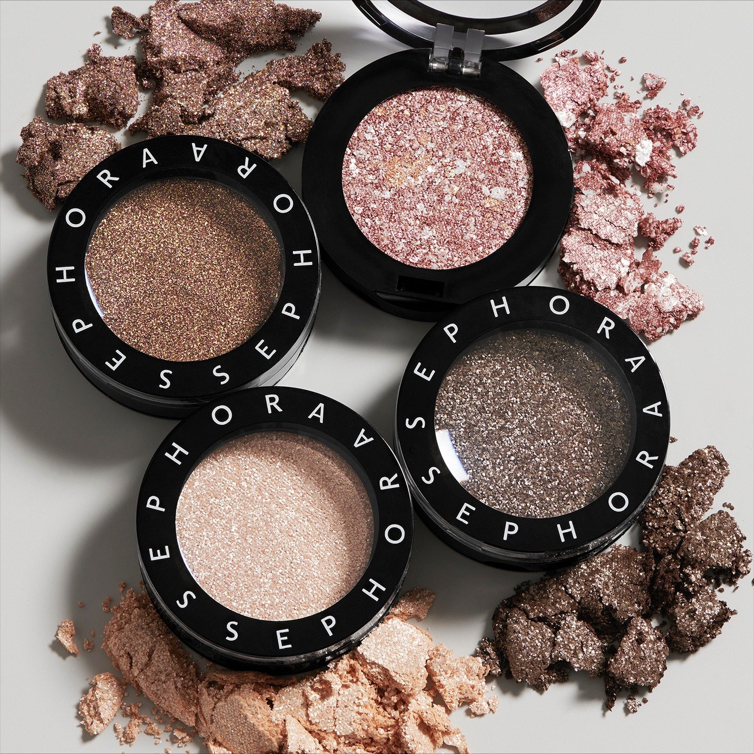 Colorful Eyeshadow Mono Glitter 223 Caviar • Caviar