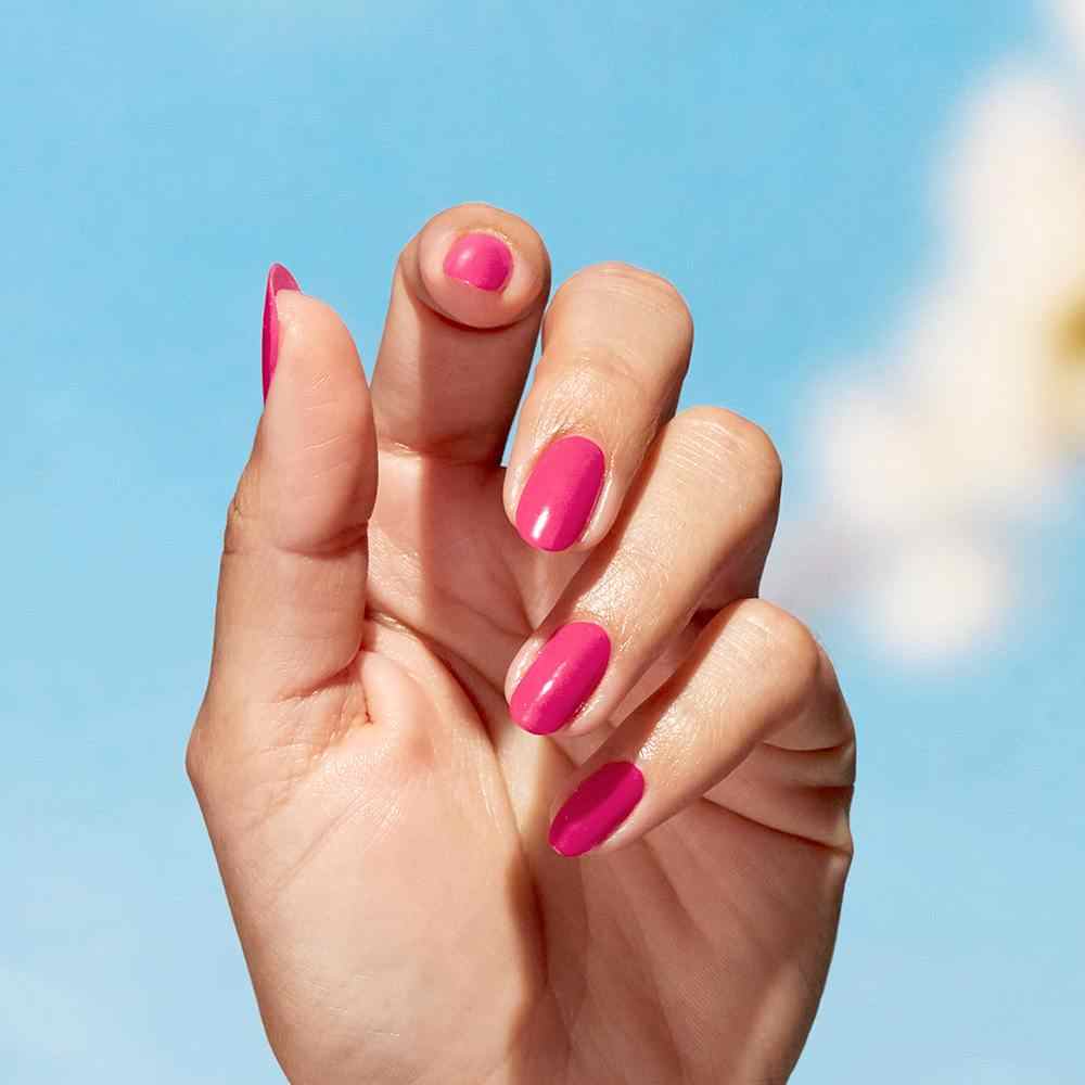 Nature Strong Natural Origin Lacquer • A Kick In The Bud