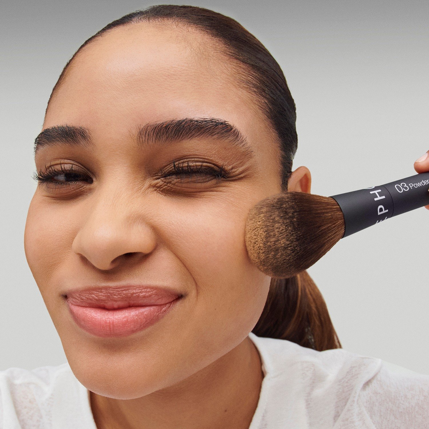 Essential Powder Brush 03 • 1pc