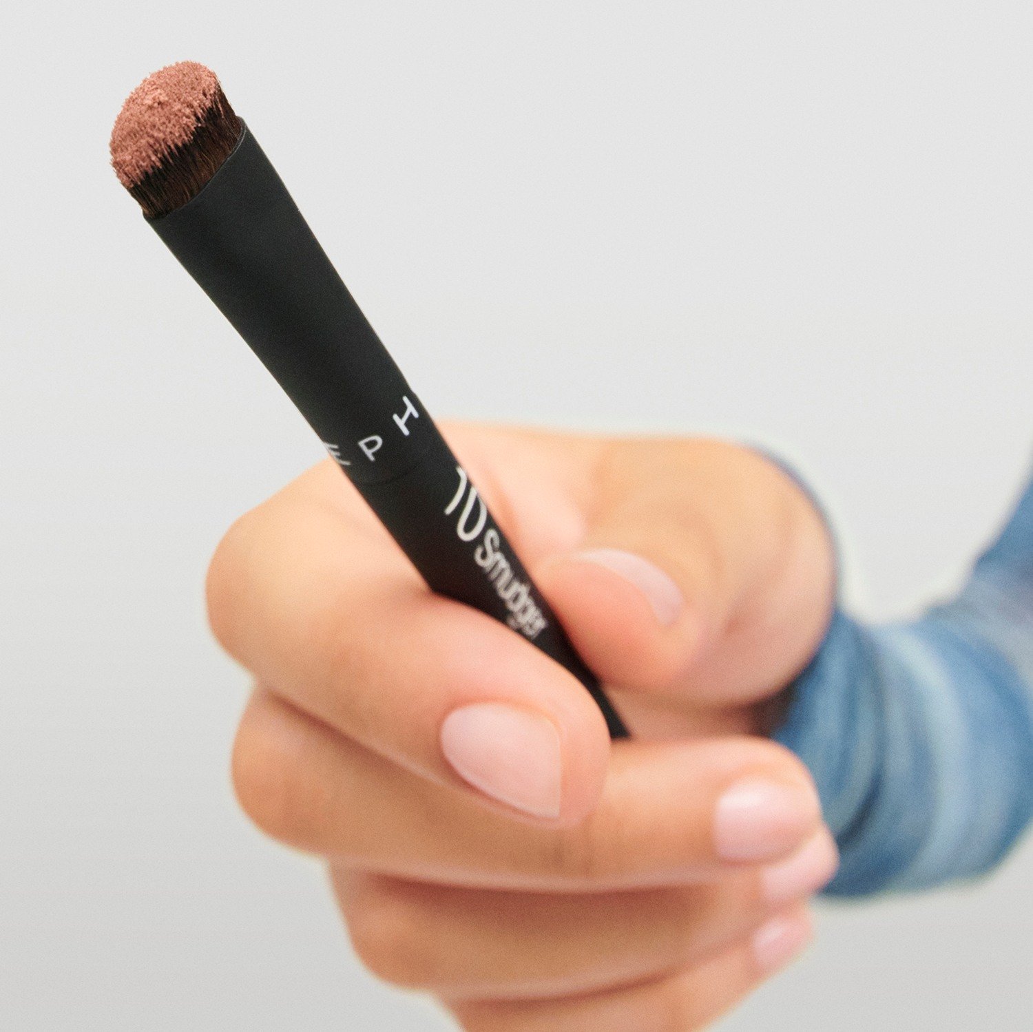 Essential Smudger Brush 10 • 1pc