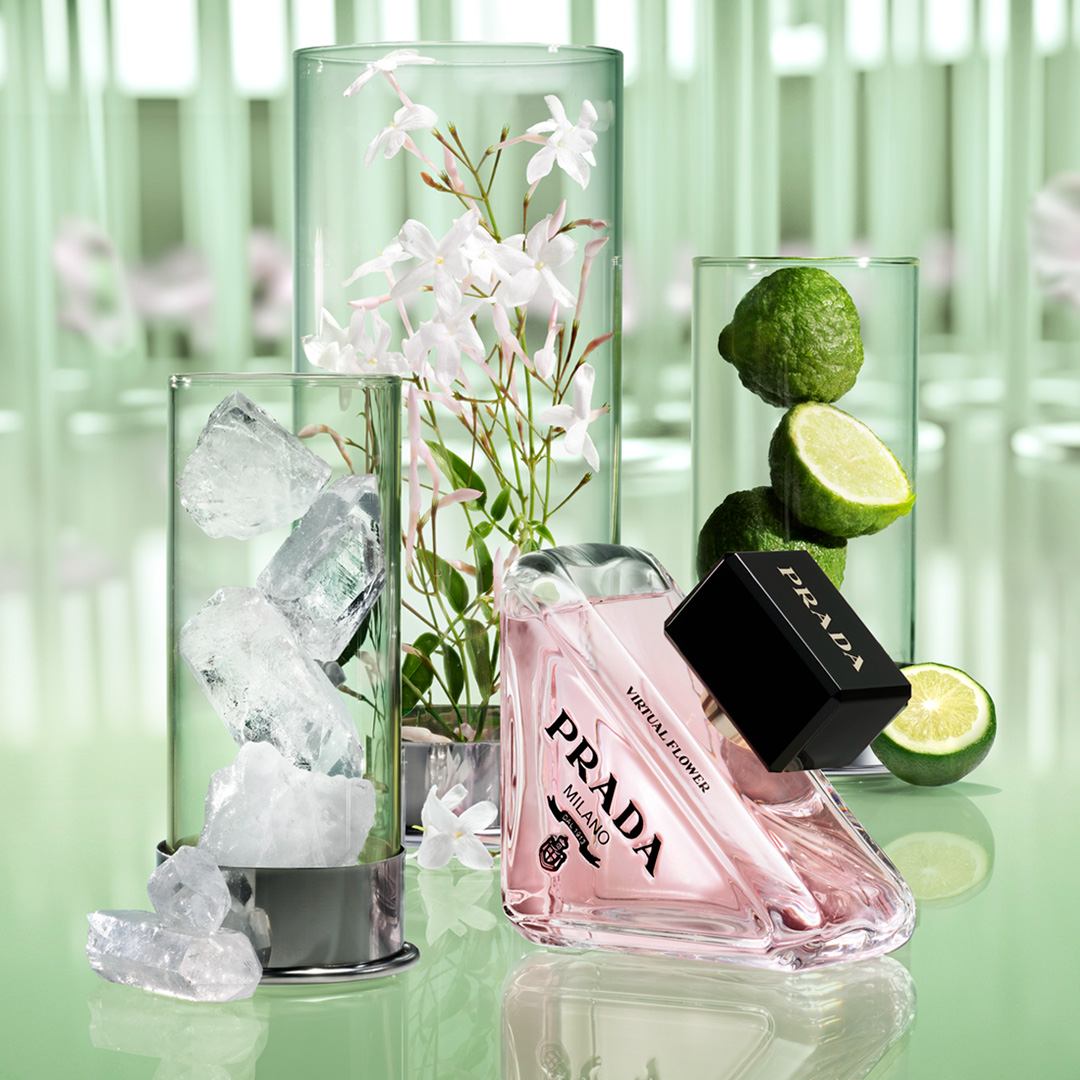 PARADOXE PRADA VIRTUAL FLOWER&チャーム&パフ Paradoxe Virtual Flower Eau de Parfum with Musk & Jasmine - Prada