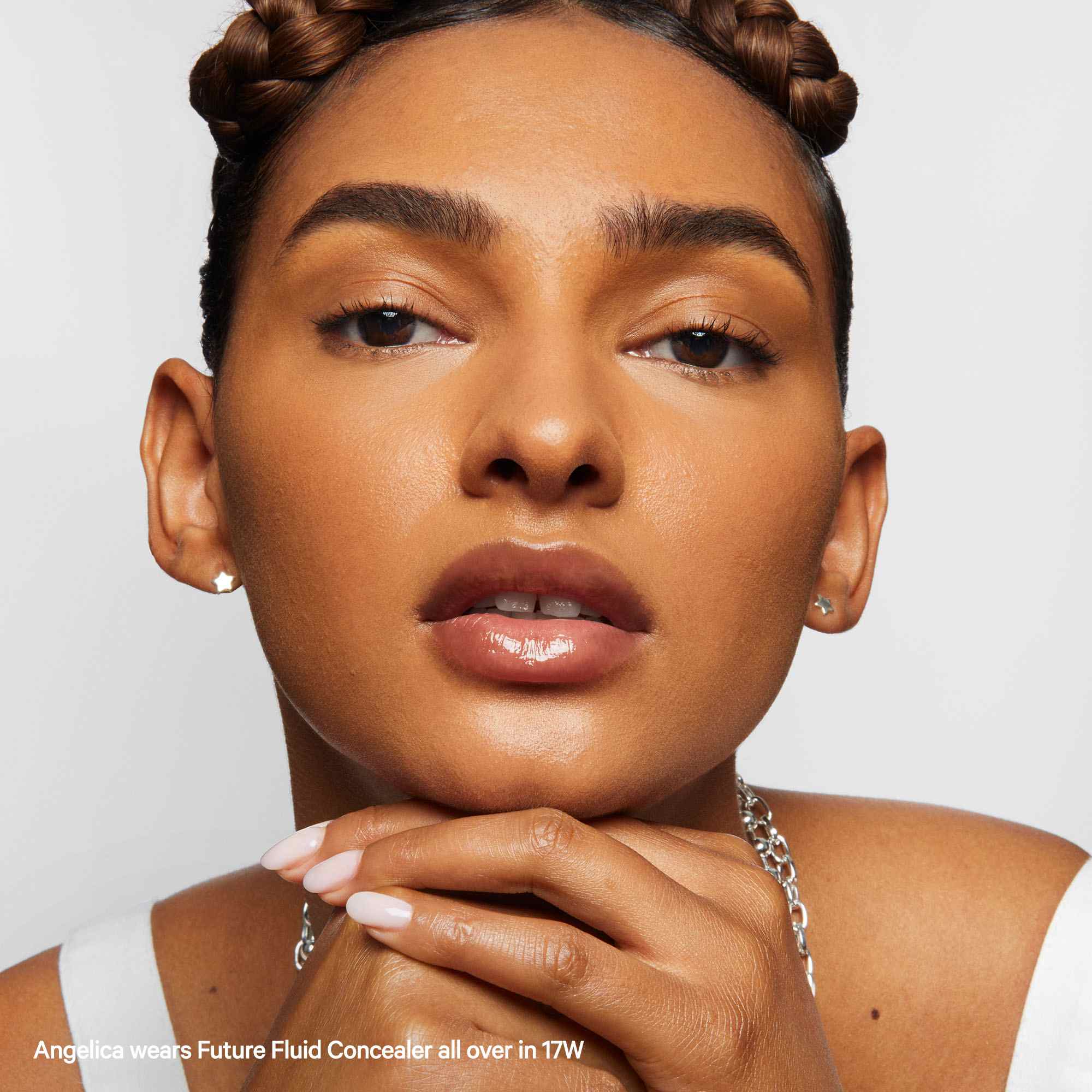 Future Fluid All Over Cream Concealer • 17W