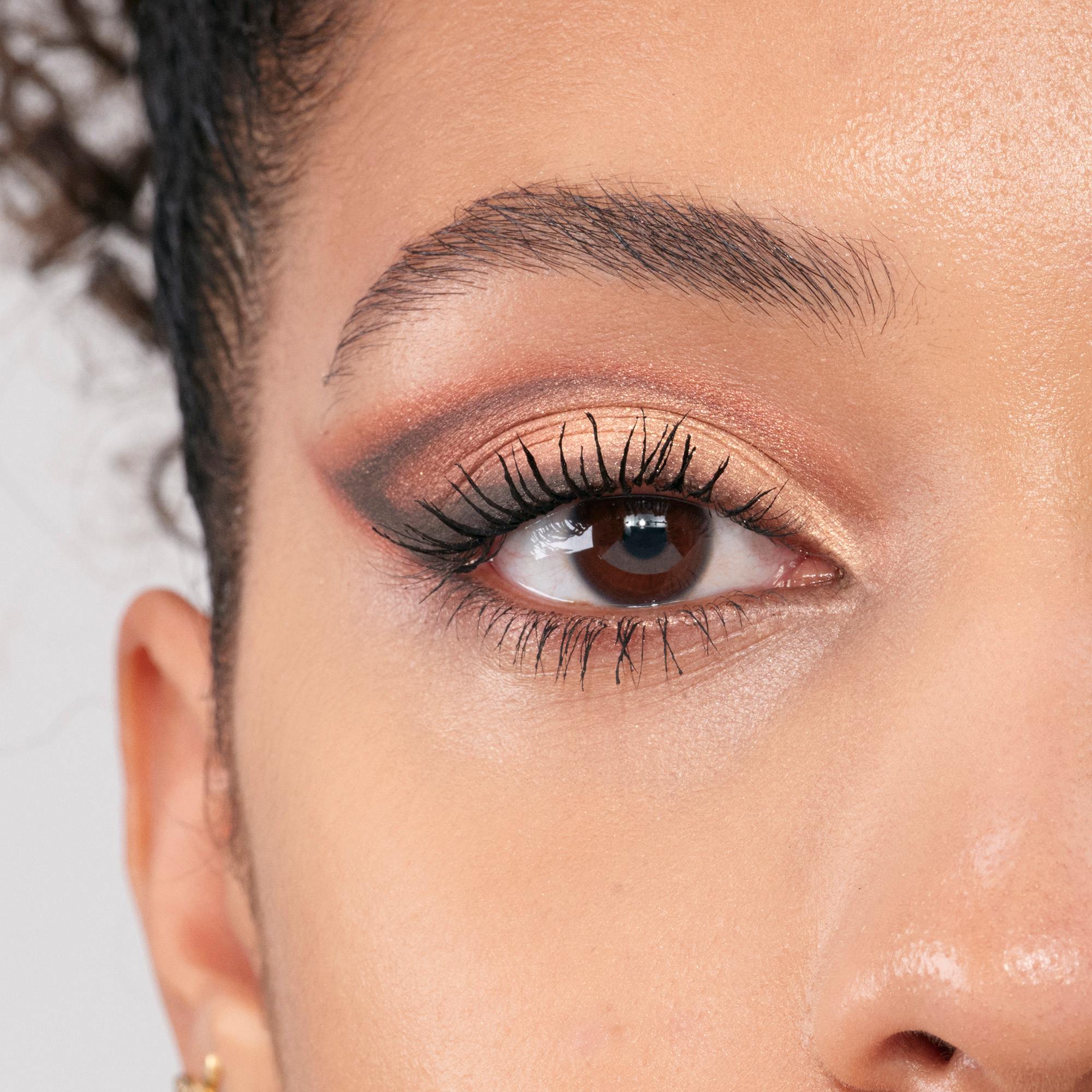 Moving Lights 8 Eyeshadow Palette (Holiday Limited Edition) • 1pc