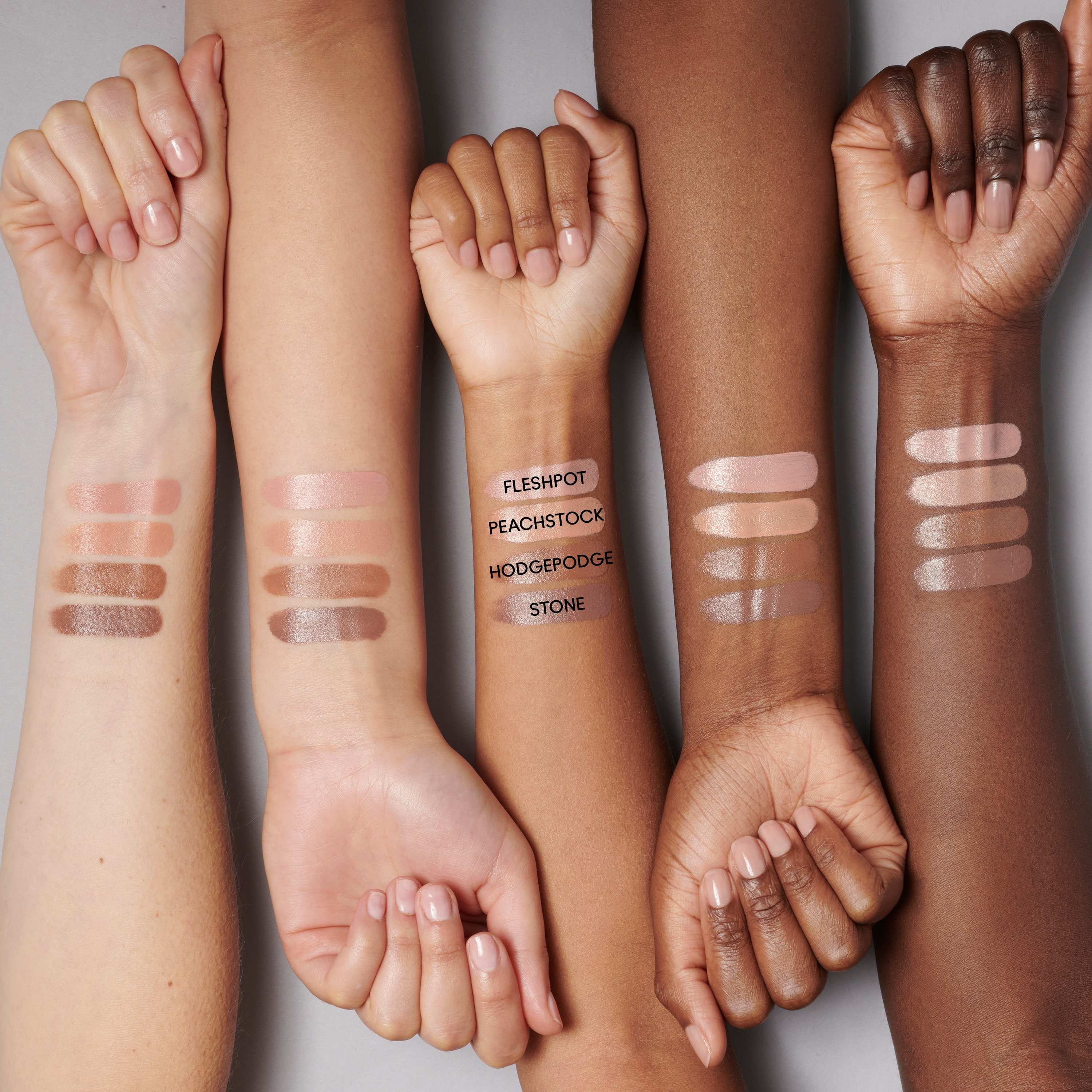 MACximal Matte Lipstick • Peach Stock