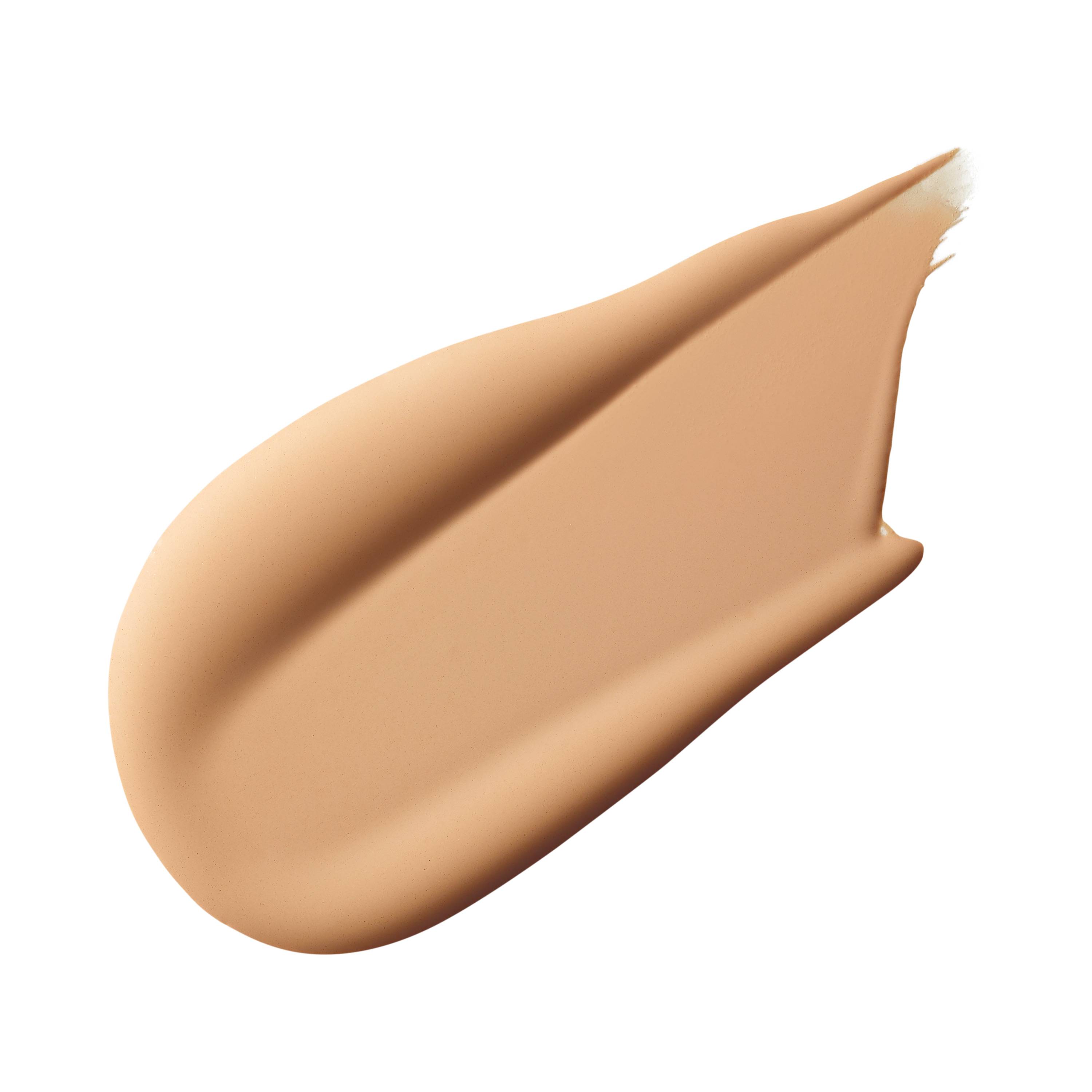 Studio Radiance Serum Powered Foundation • NC18