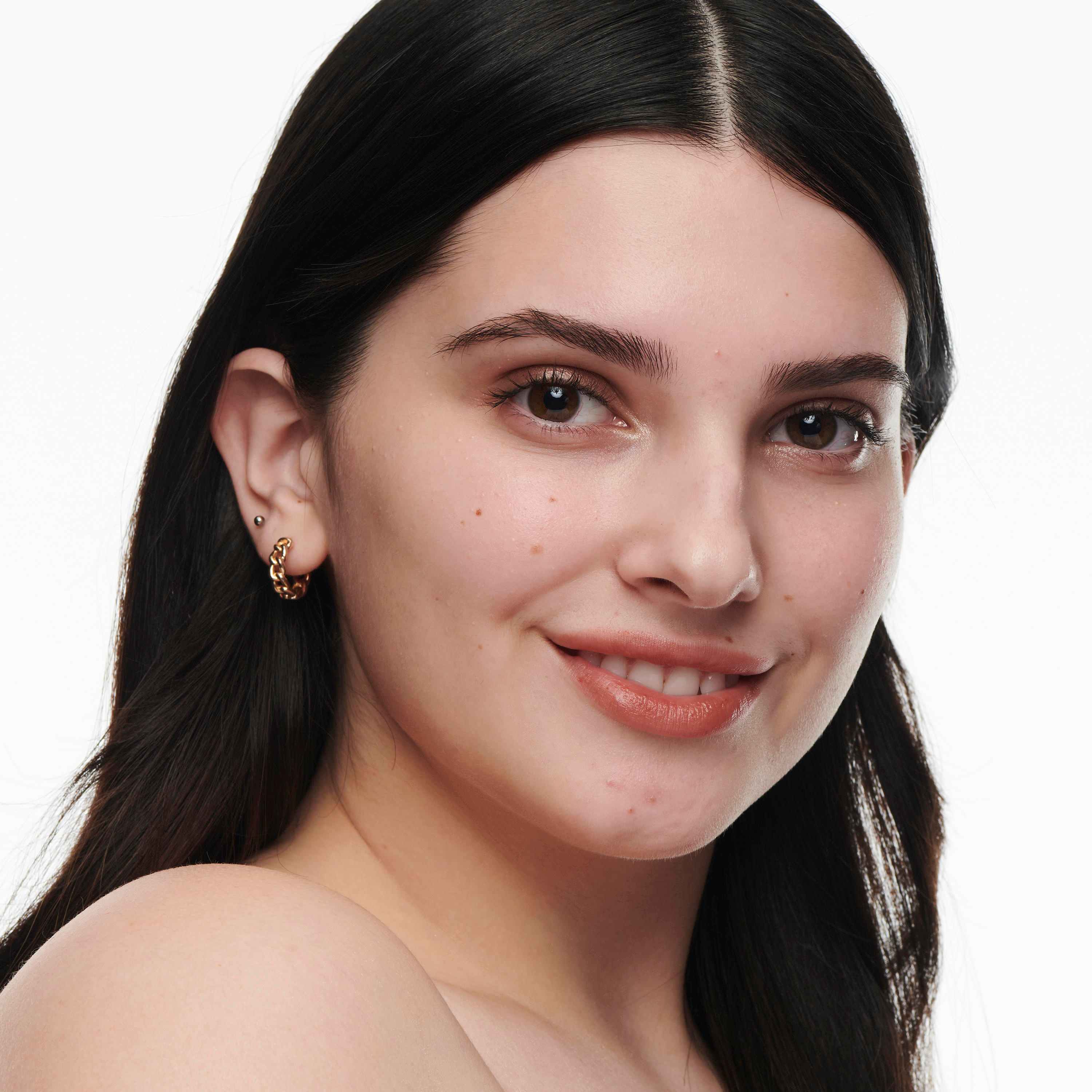 Studio Radiance Serum Powered Foundation • NW10