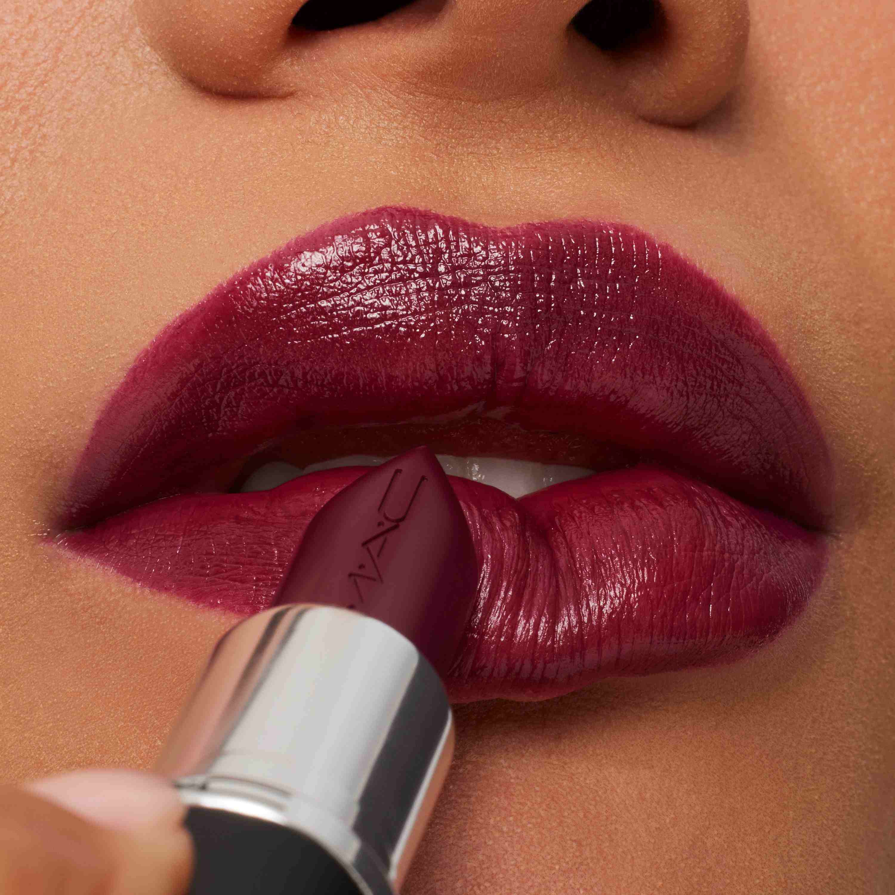 MACximal Satin Lipstick • Rebel