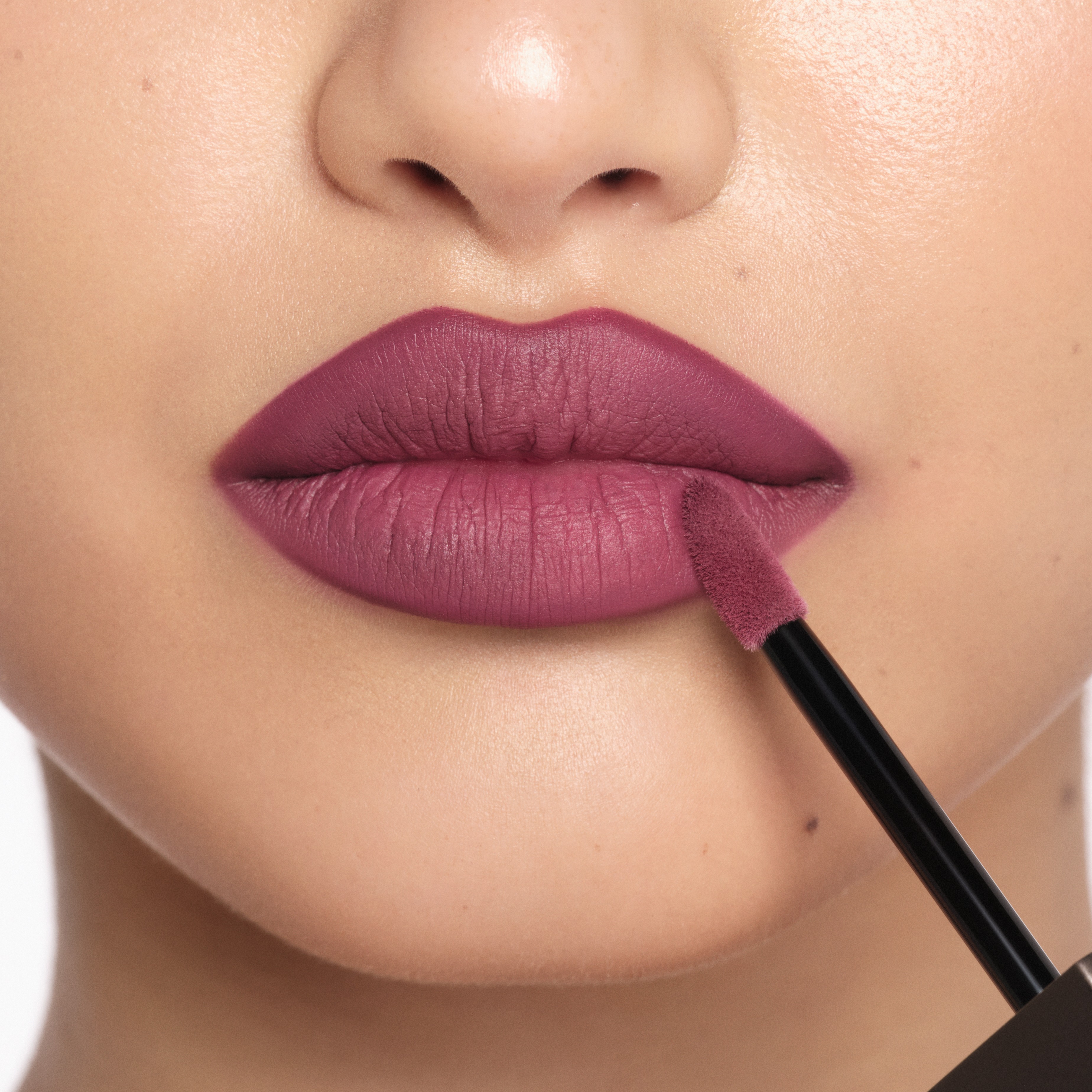 Lip Velvet • Blackberry