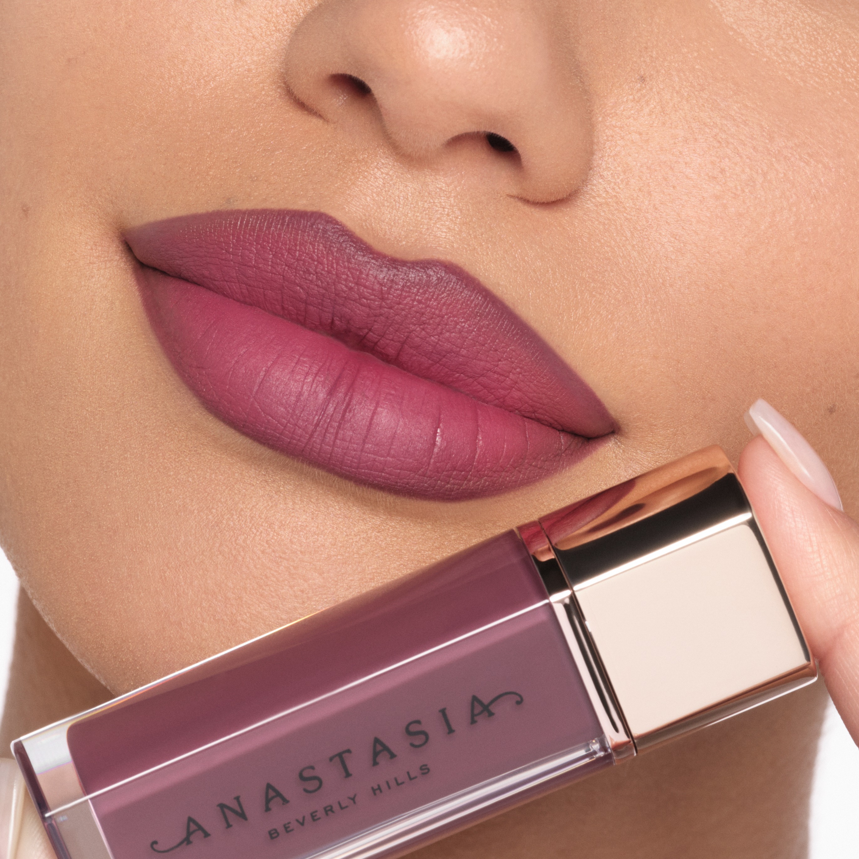 Lip Velvet • Blackberry