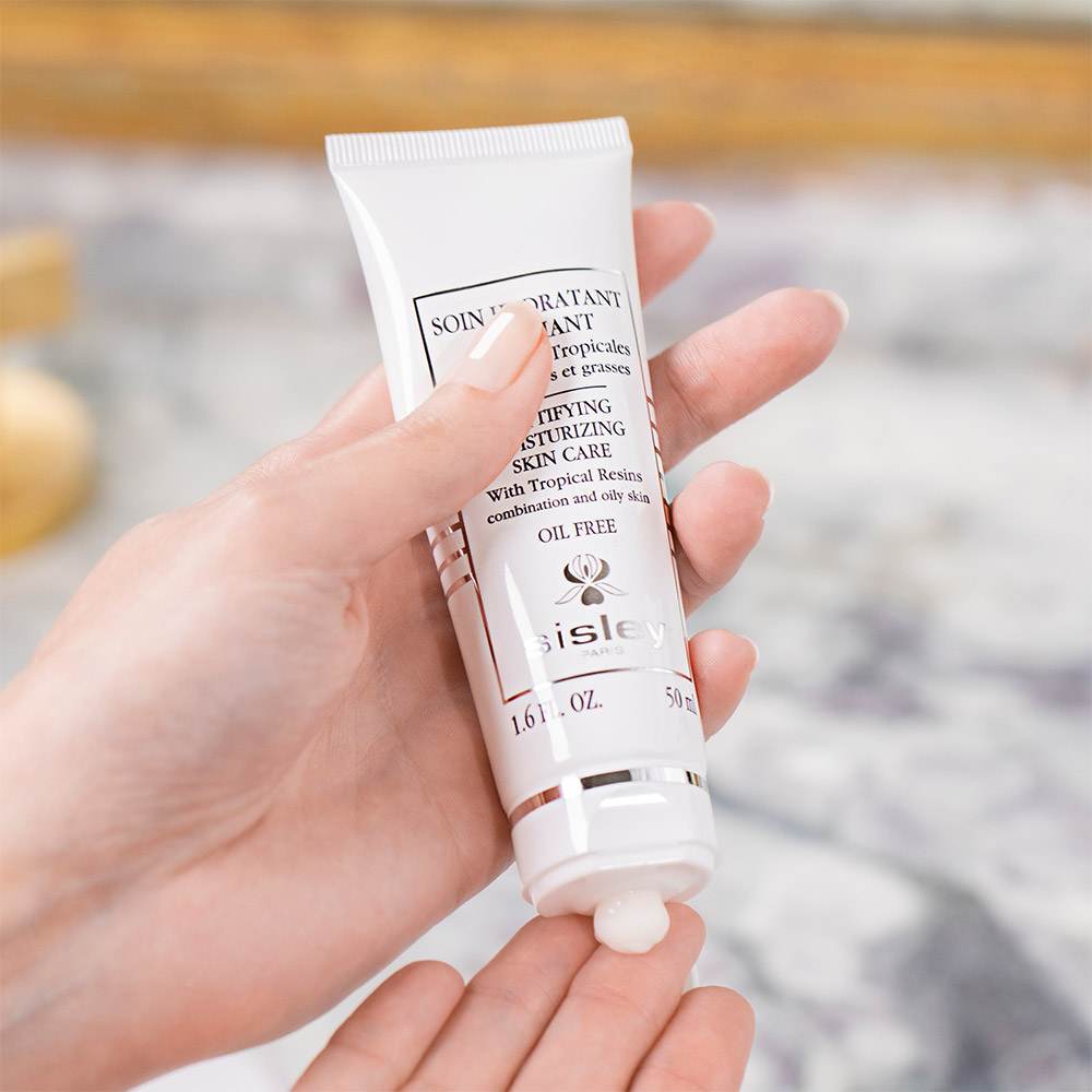 Mattifying Moisturizing Skincare With Tropical Resins • 50ml