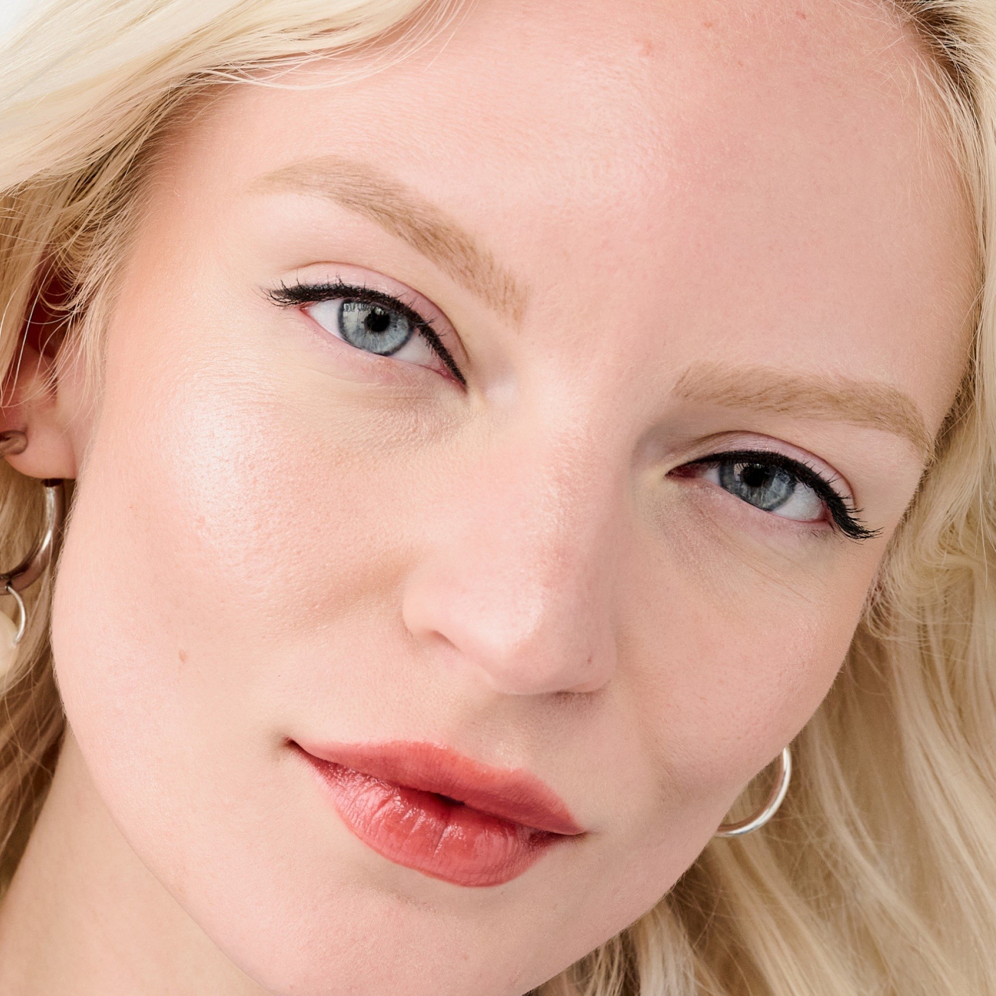 Mighty Fine Brow Pen • Neutral Blonde