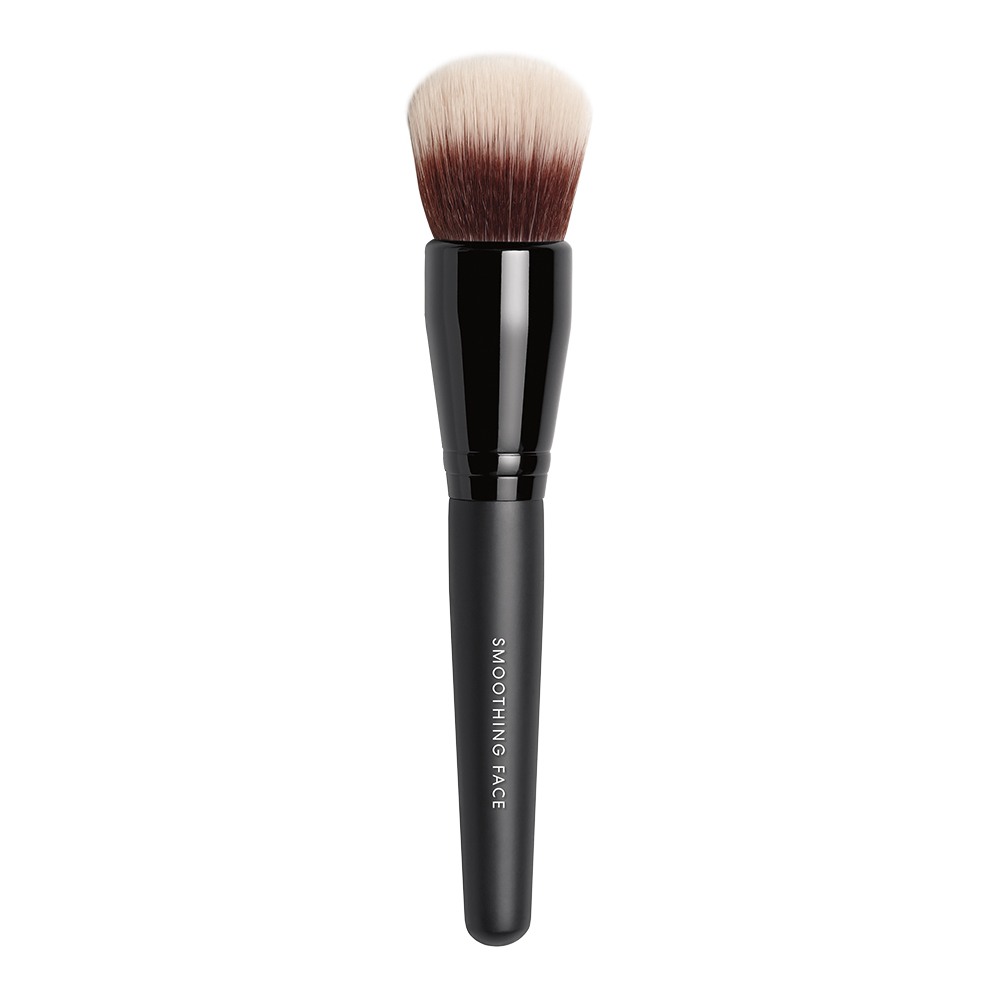 Smoothing Face Brush • 1g