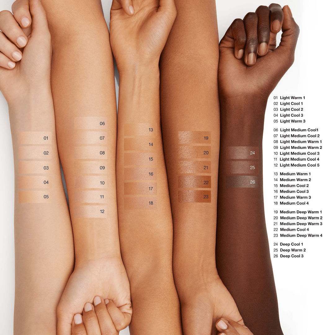 Even Better Clinical Vitamin Makeup Foundation with SPF 50 • Light Medium Cool 4