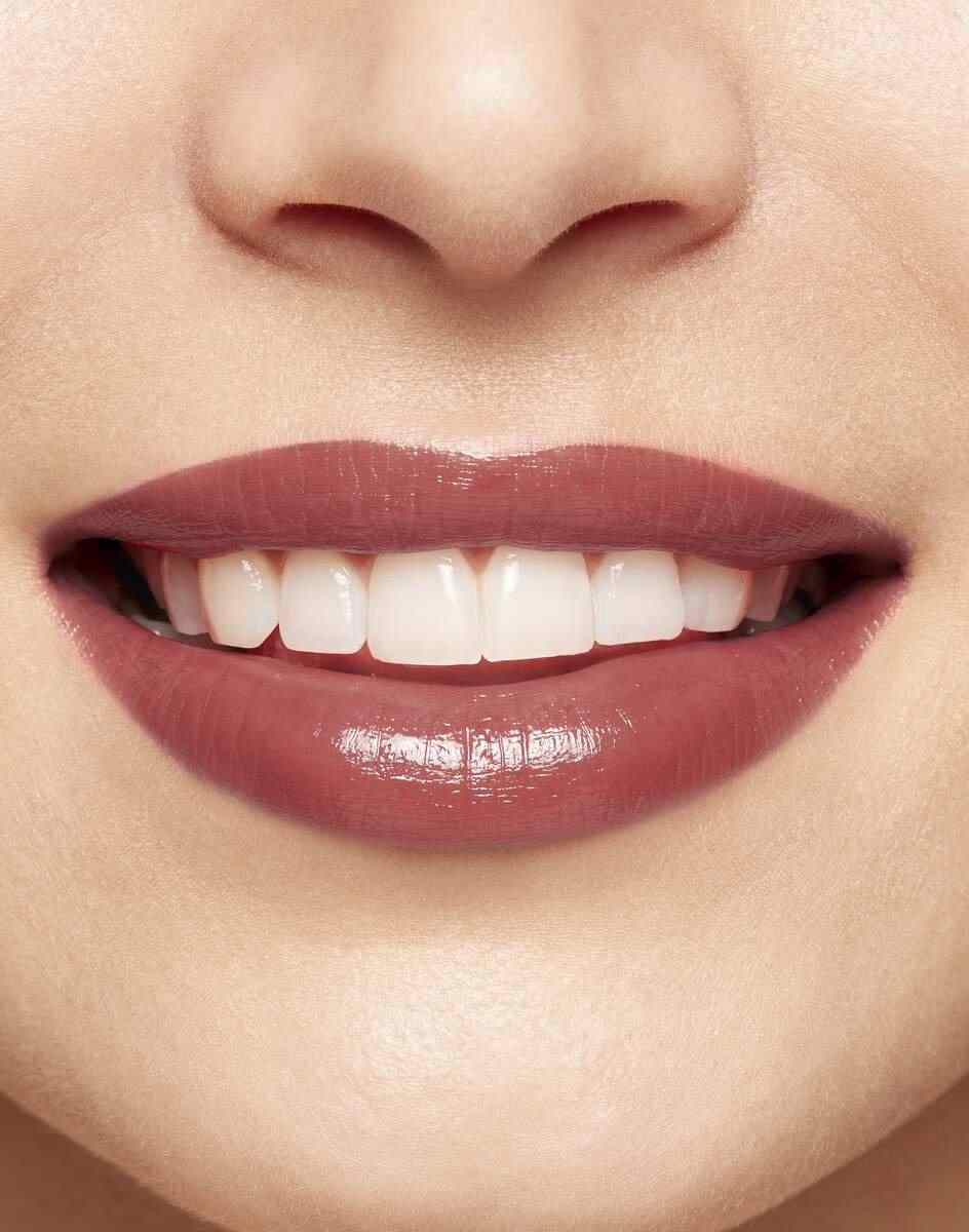 Joli Rouge Lipstick • 757 Nude Brick