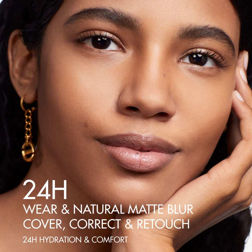 Forever Skin Perfect Multi-Use Foundation Stick - 24h Hydration • 6 N Neutral