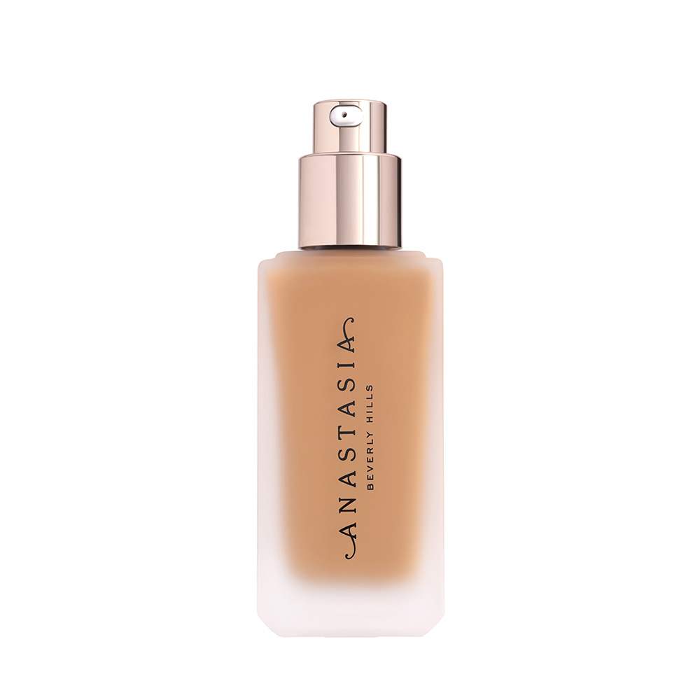 Impeccable Blurring Second Skin Matte Foundation • 5W