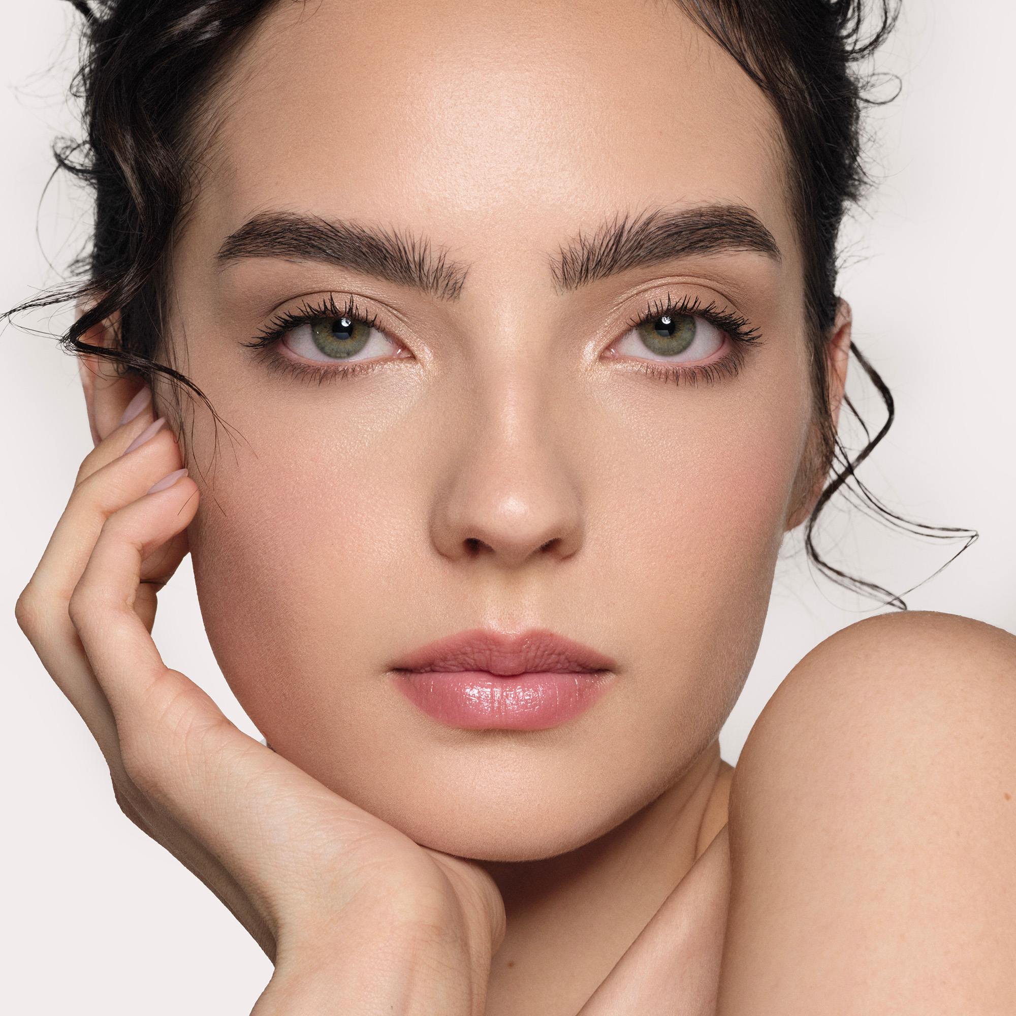 Impeccable Blurring Matte Setting Spray - Deluxe • 40g