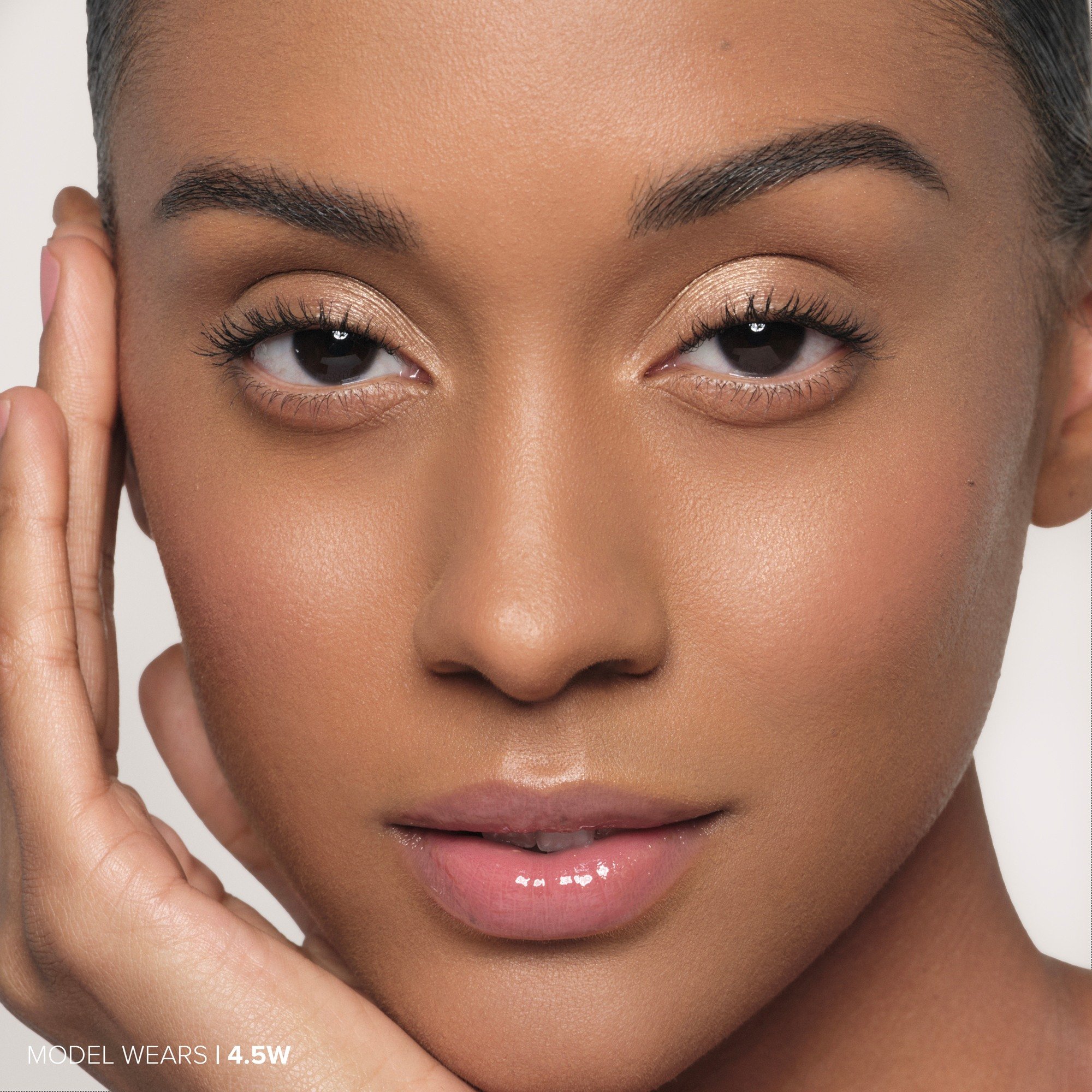 Impeccable Blurring Matte Setting Spray • 100g