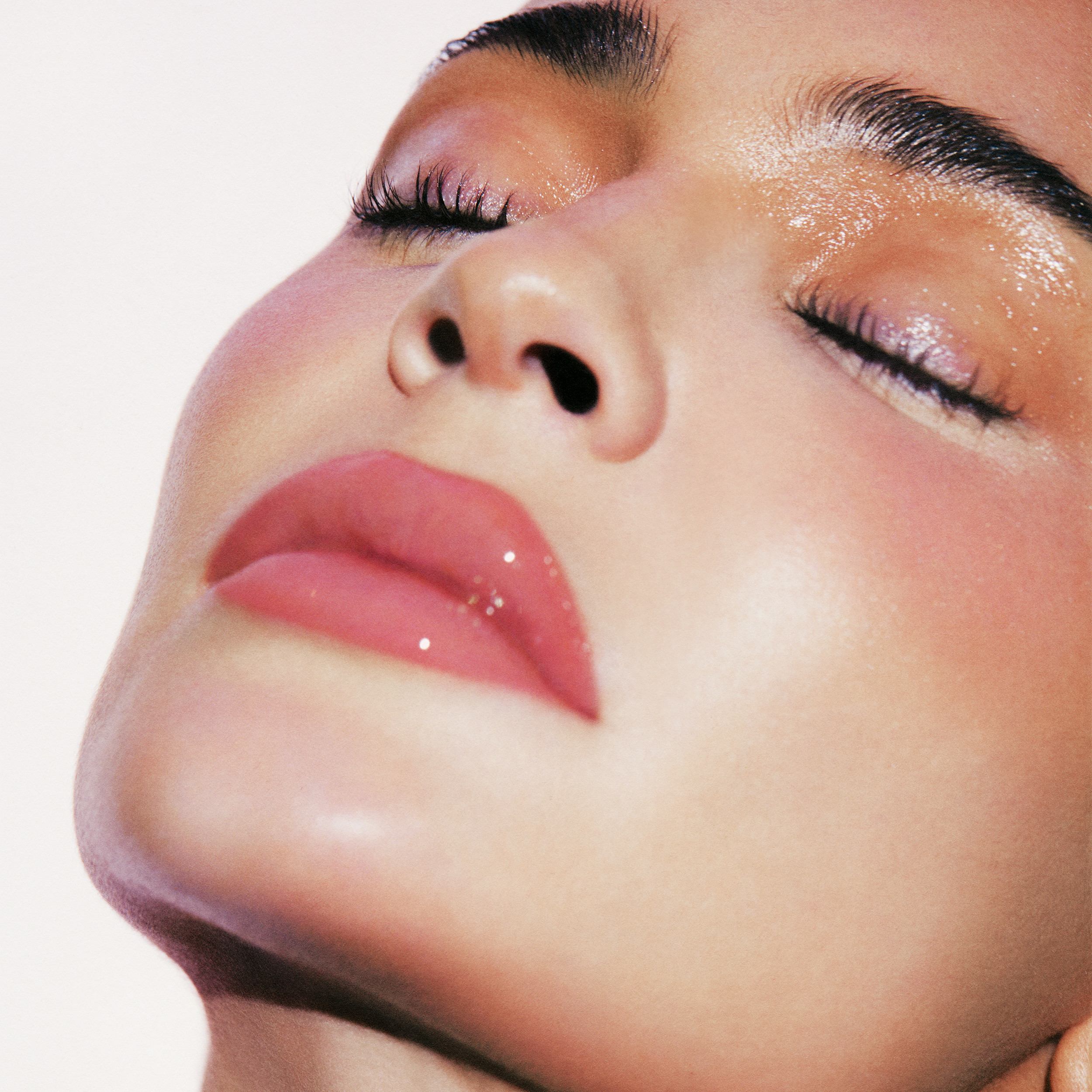 Kylie Jenner Supple Kiss Lip Glaze • Nude Kiss