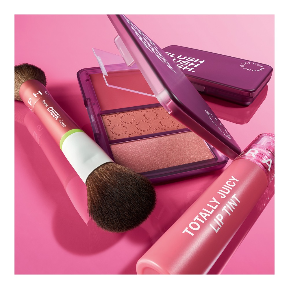 The Duo Cheek Brush • 1pc
