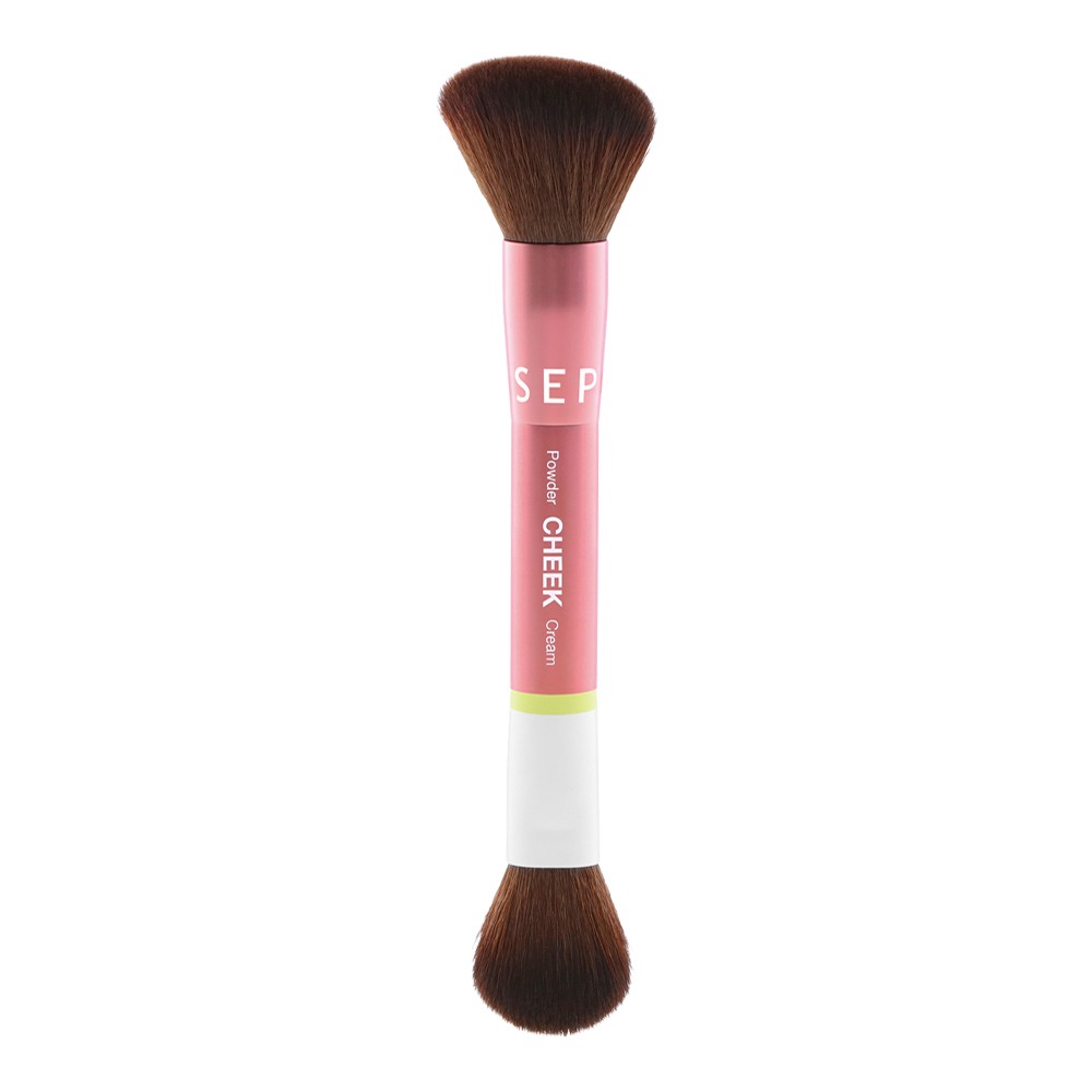 The Duo Cheek Brush • 1pc