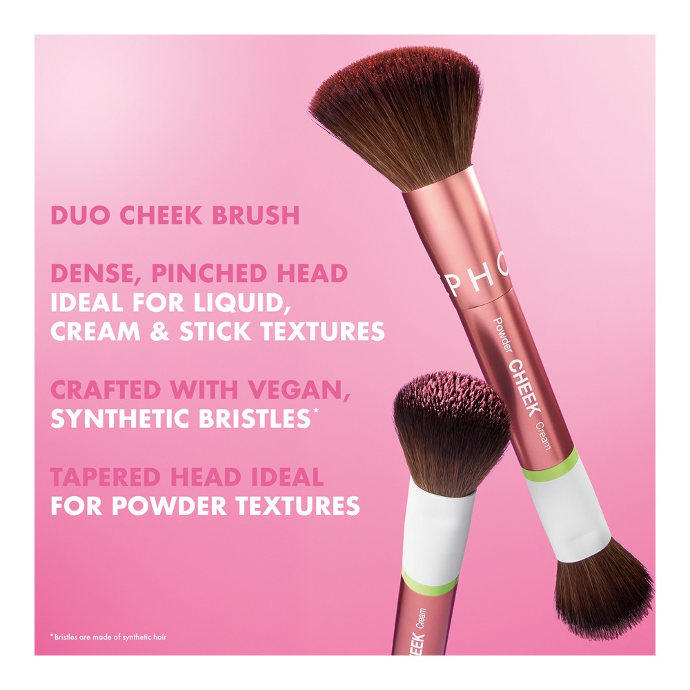 The Duo Cheek Brush • 1pc