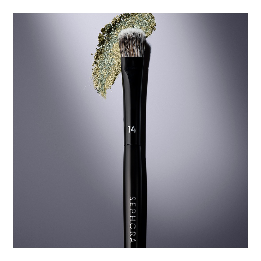 Pro Shadow Brush #14 • 1pc