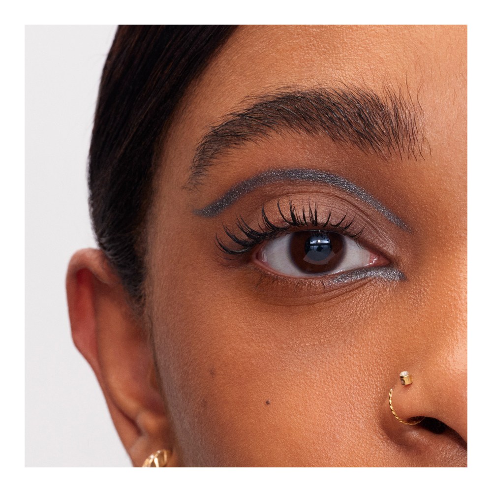 New 12HR Contour Eye Pencil • 04 Starry Sky