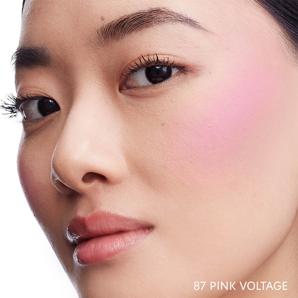 Make Me Blush Bold Blurring Powder Blush • 87 Pink Voltage