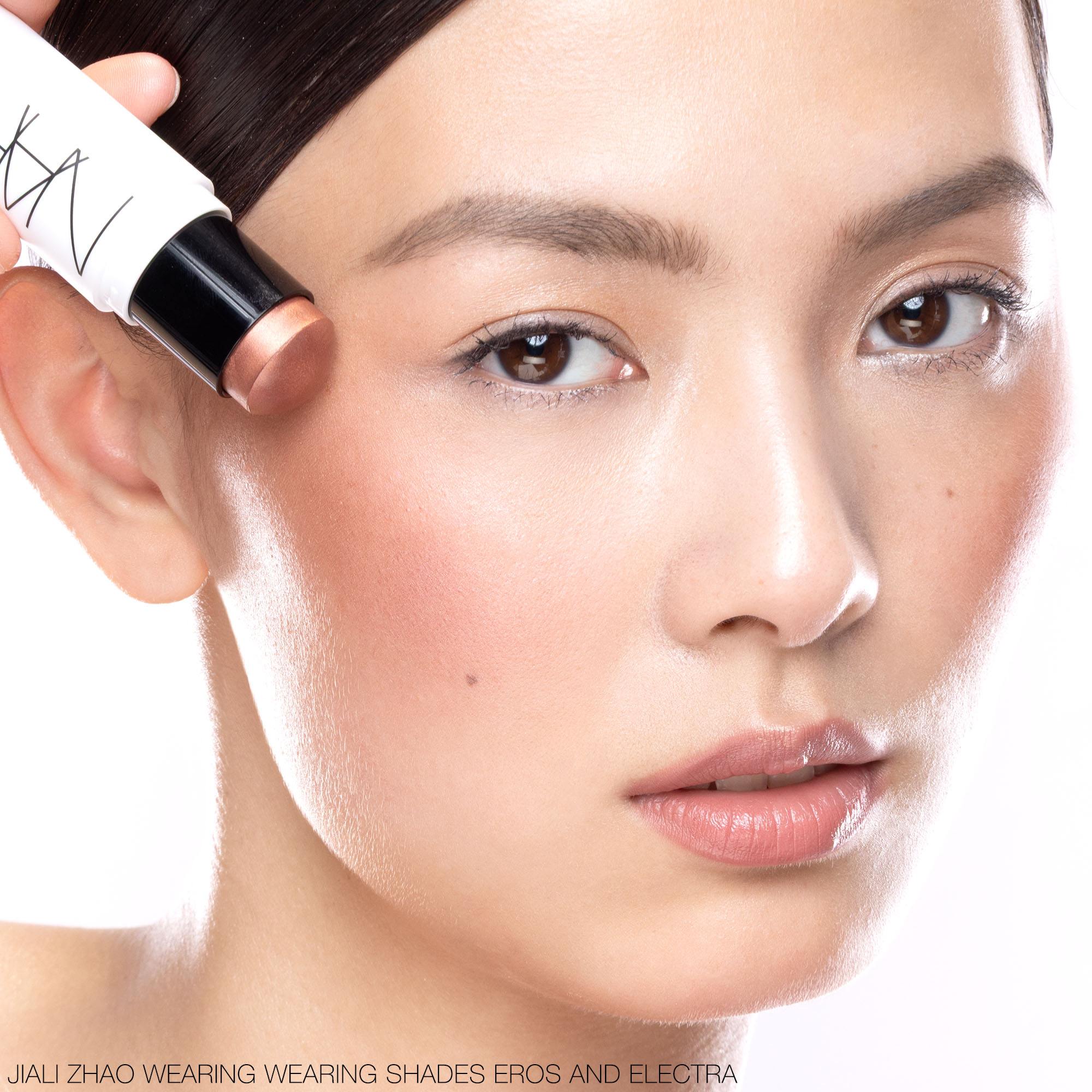 Light Reflecting™ Luminizing Stick • Eros