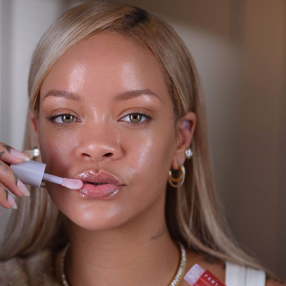 Fenty Treatz Hydrating + Strengthening Lip Oil • Barbados Cherry