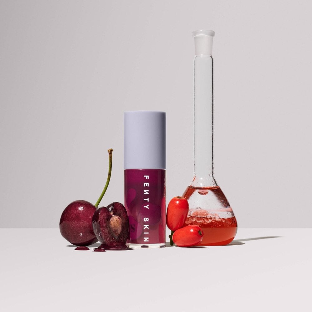 Fenty Treatz Hydrating + Strengthening Lip Oil • Black Cherry