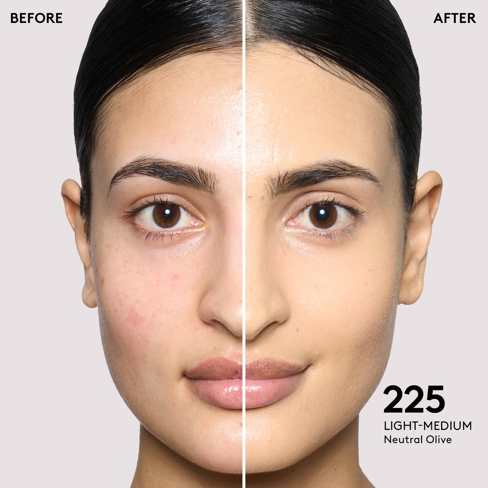 Soft'Lit Naturally Luminous Foundation • 225