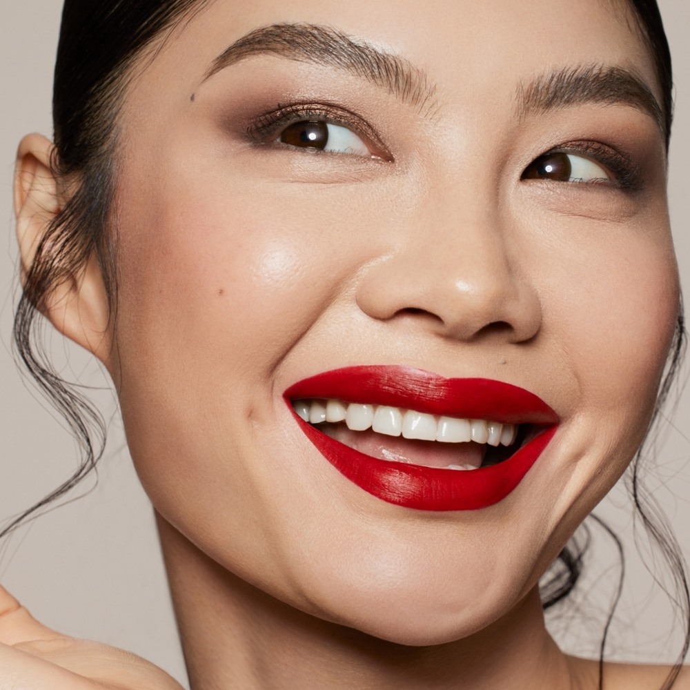 Stunna Lip Paint Longwear Fluid Lip Color • Uncensored