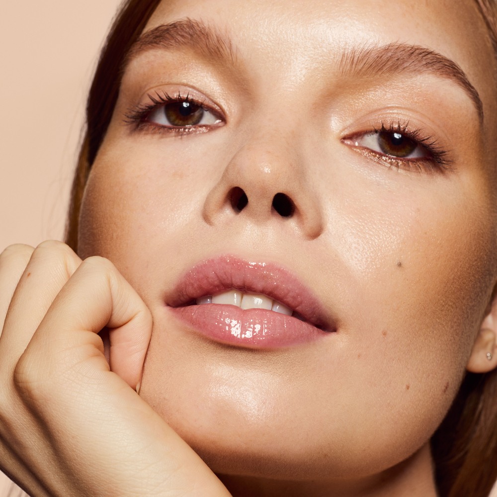 Gloss Bomb Heat Universal Lip Luminizer + Plumper • 05 Lemon Lava