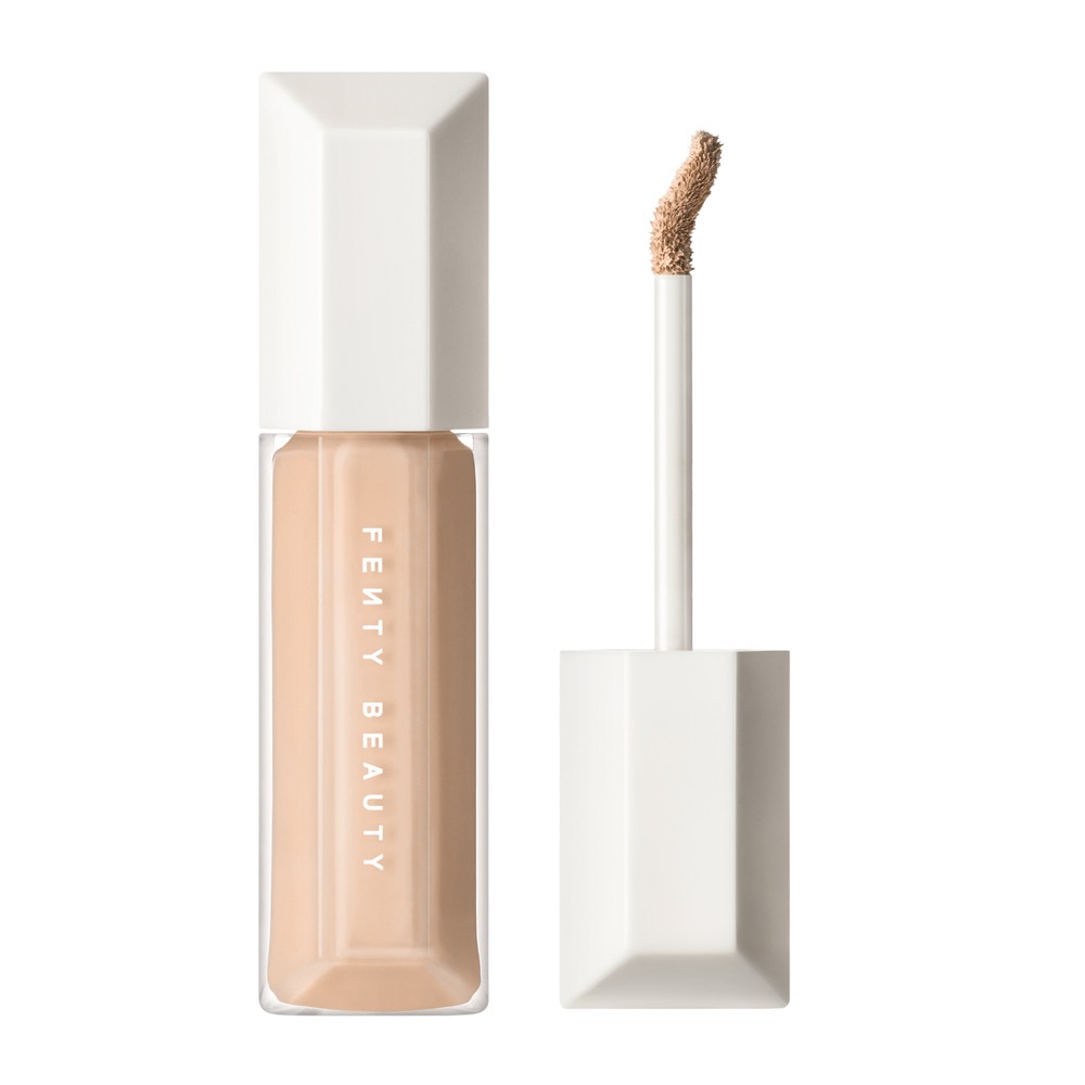 We're Even Hydrating Longwear Concealer • 200C
