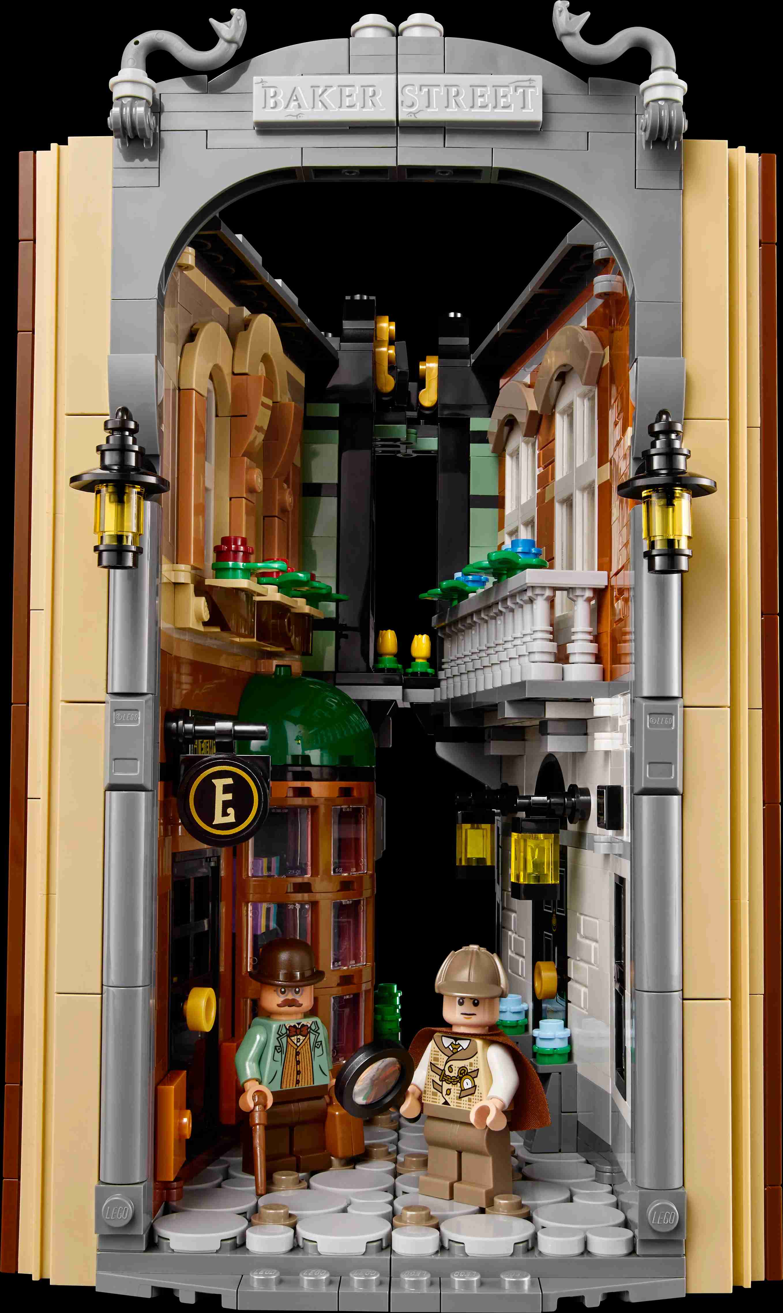LEGO Icons Sherlock Holmes: Book Nook Kit, Bookshelf Décor