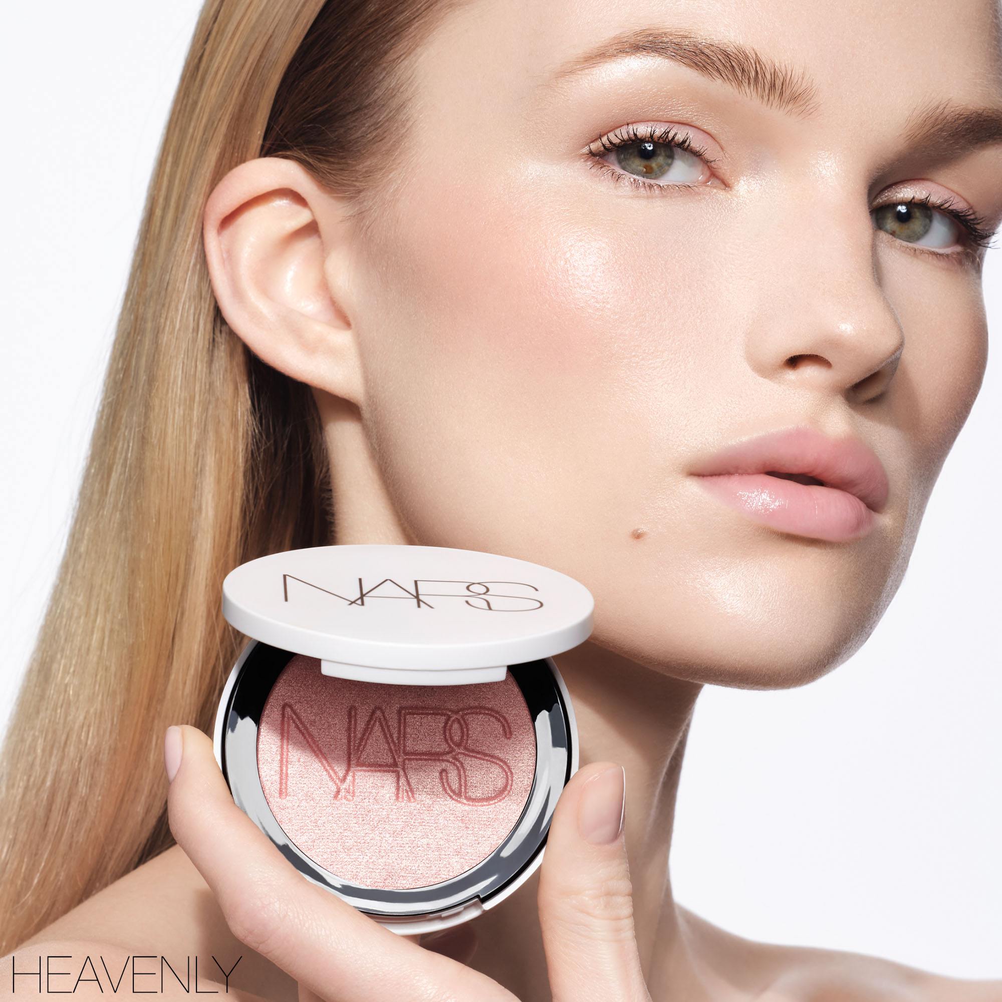 Light Reflecting™ Luminizing Powder • Heavenly