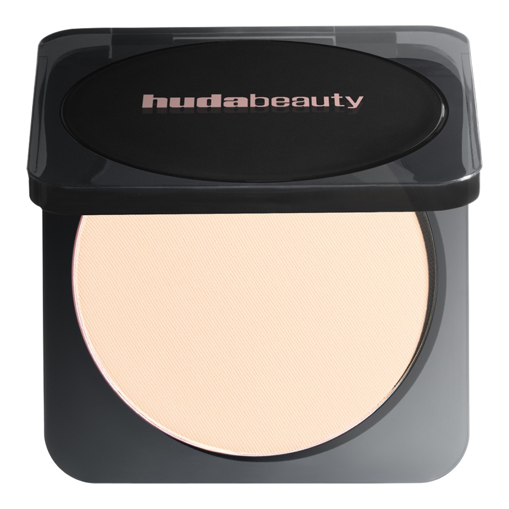 chietimothy HUDA BEAUTY pound cake Easy Bake Airbrush Matte