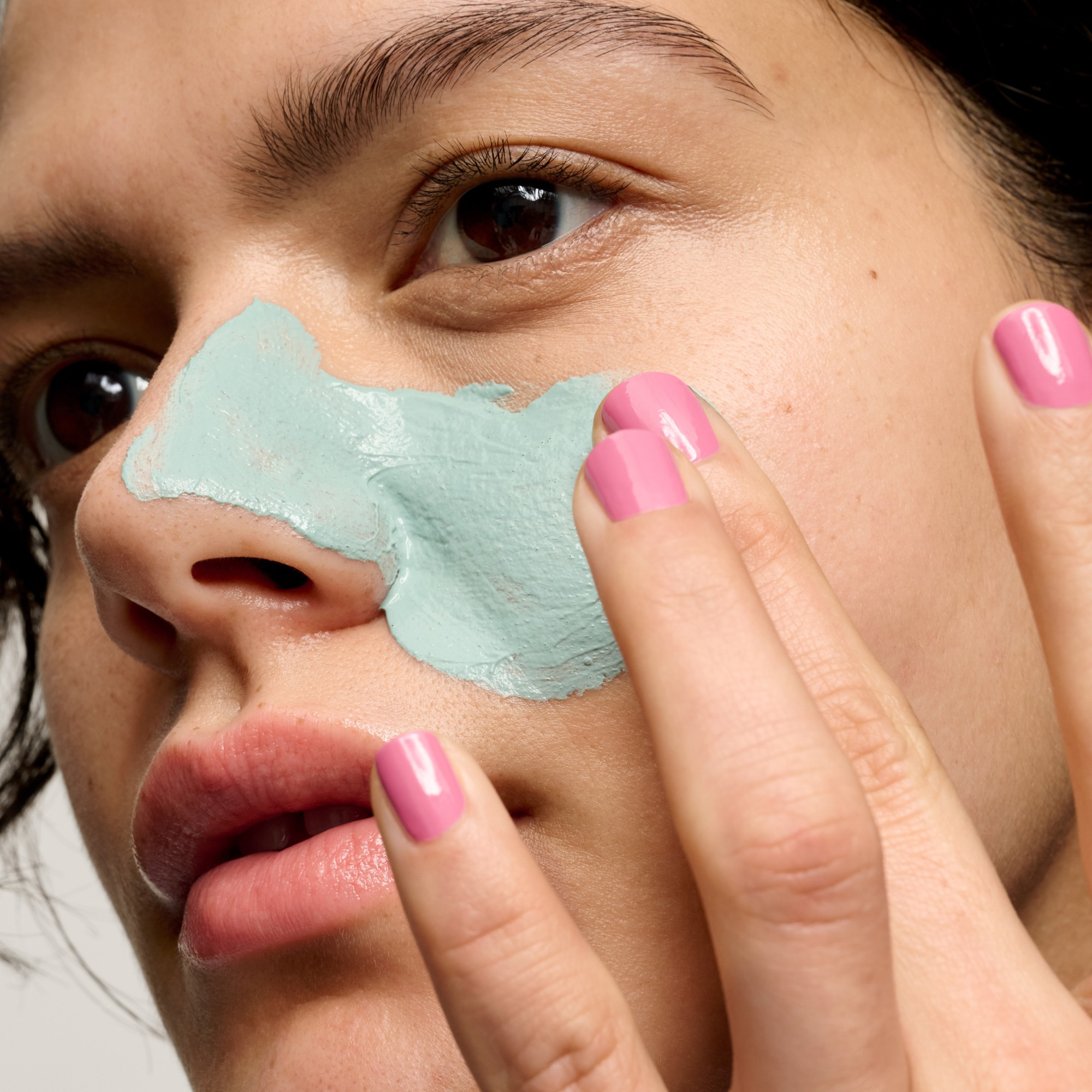 The POREfessional Dengunker 2-in-1 Blackhead & Pore Cleansing Mask and Tool • 22ml