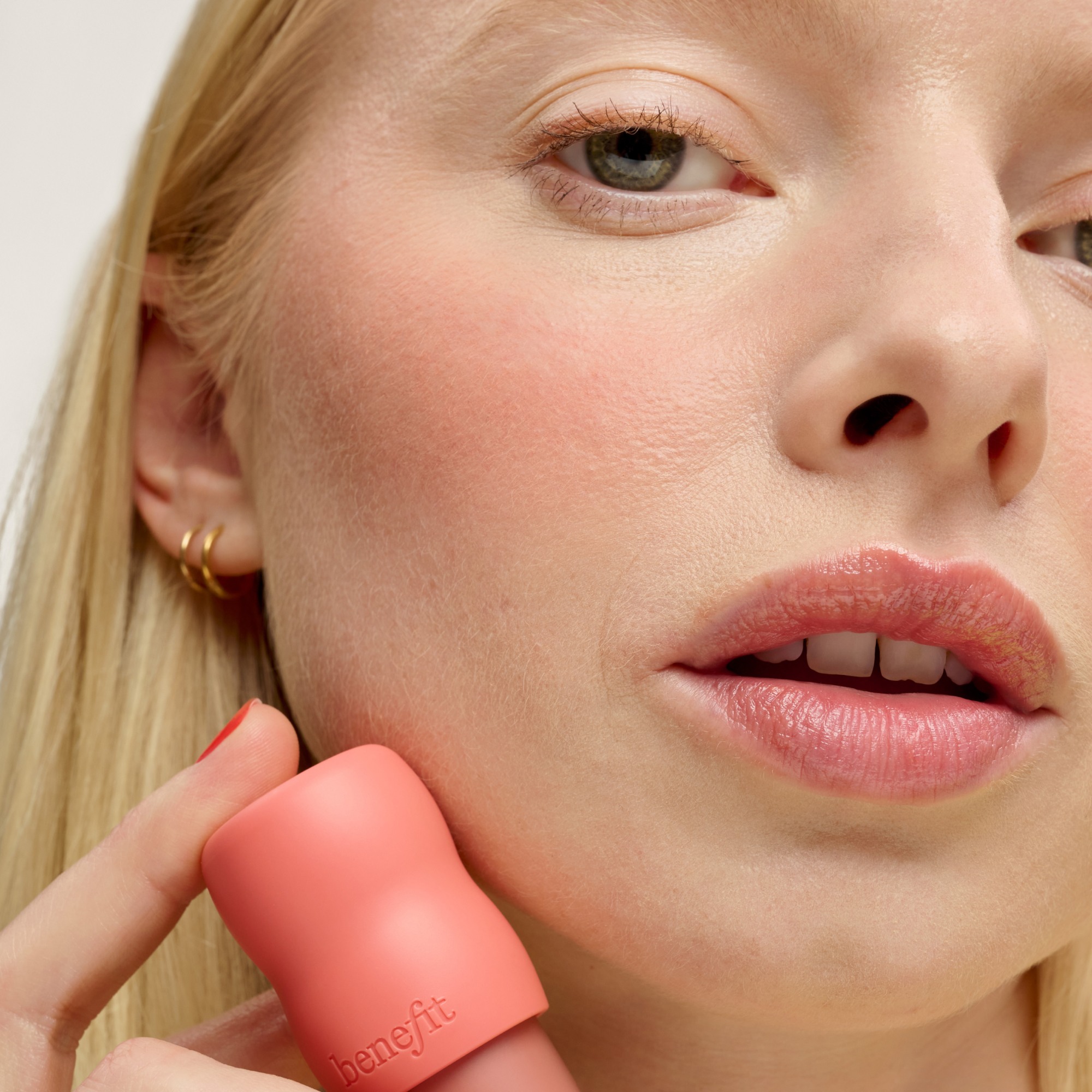 Play Daze Airy Liquid Blush • Apricotta Warm Apricot