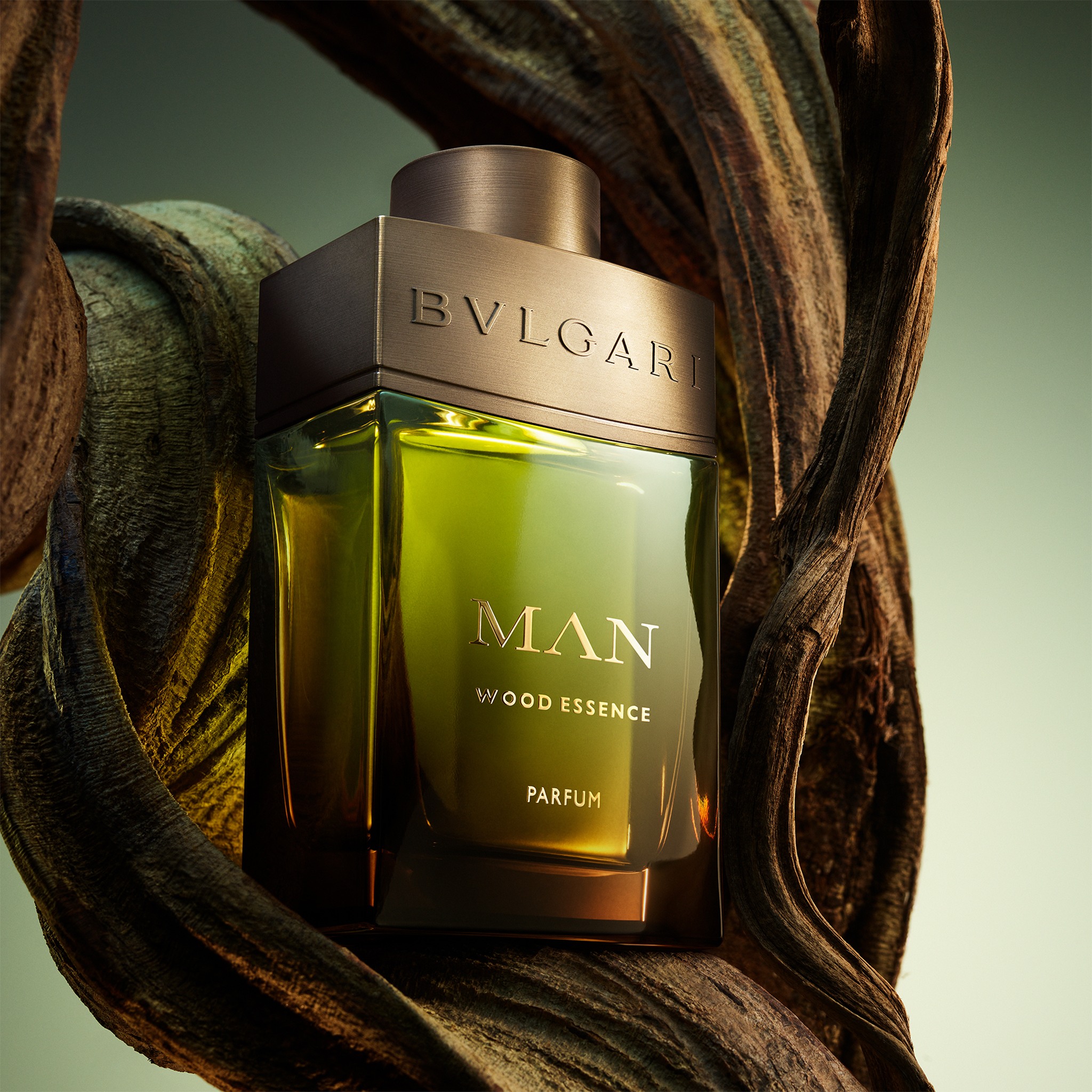 Man Wood Essence Parfum • 150ml