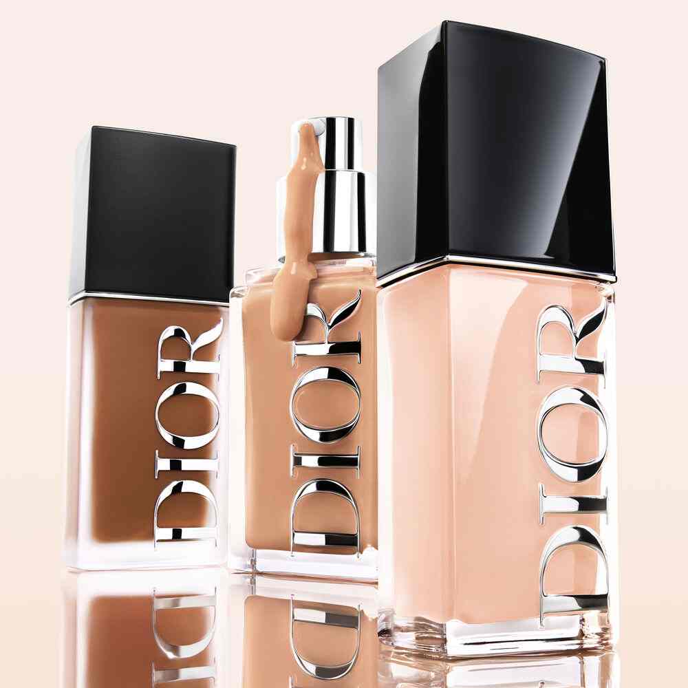Forever Skin Wear Blurring Natural Matte Foundation - 24H Ultra Wear • 2 Neutral